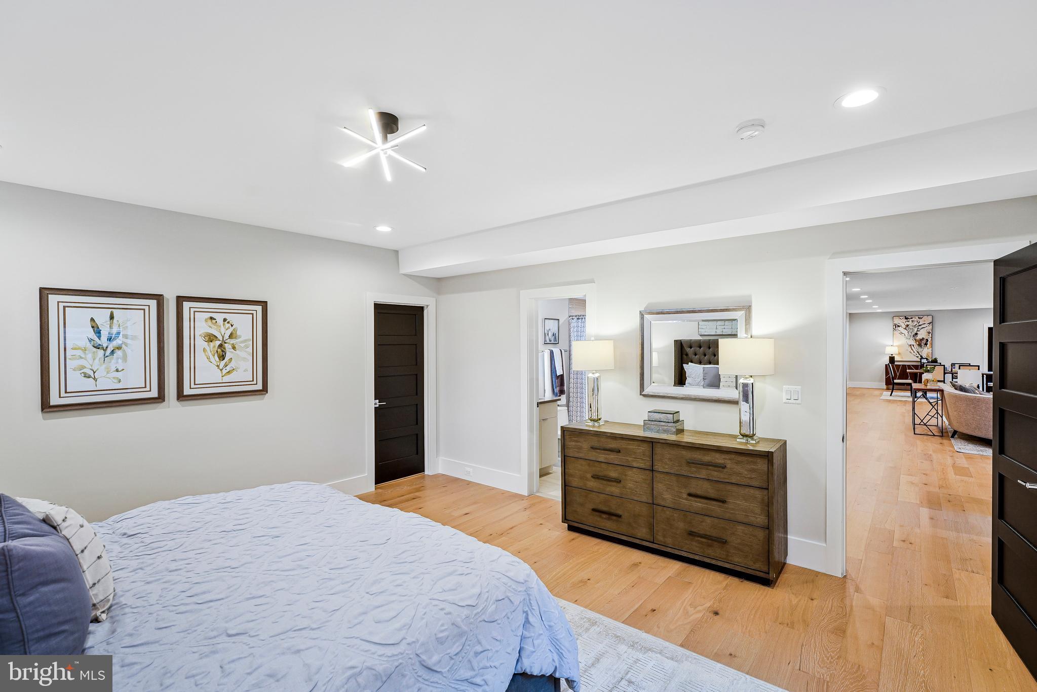 OAKTON - Residential