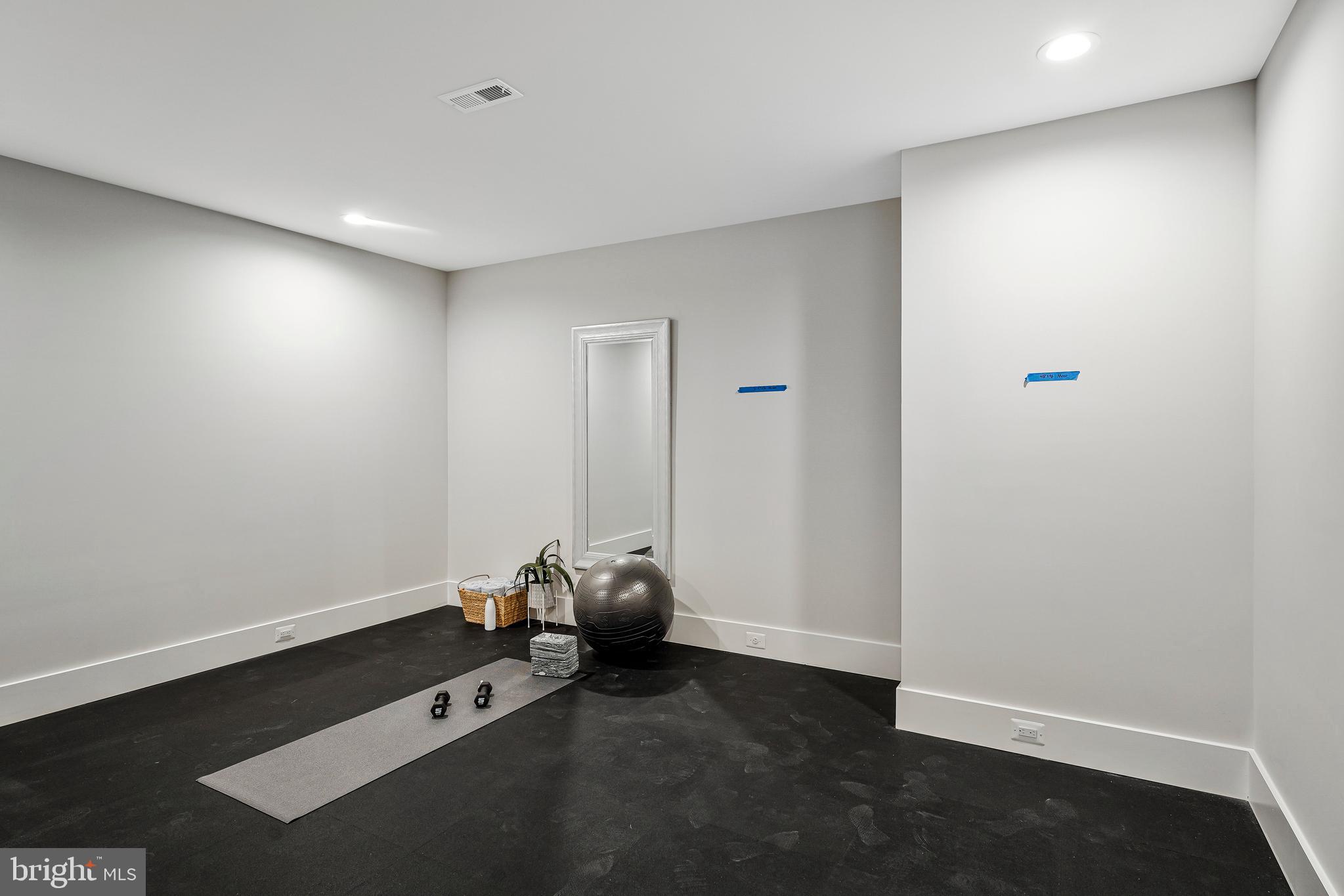 OAKTON - Residential