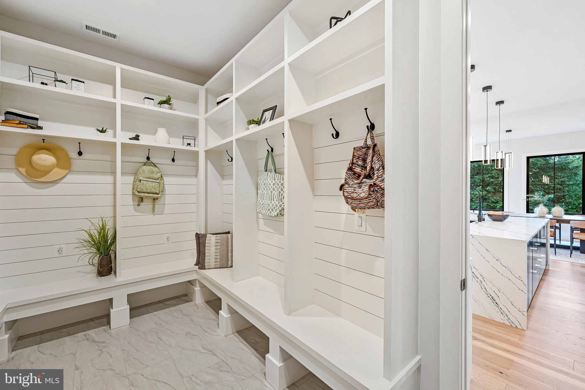 OAKTON - Residential