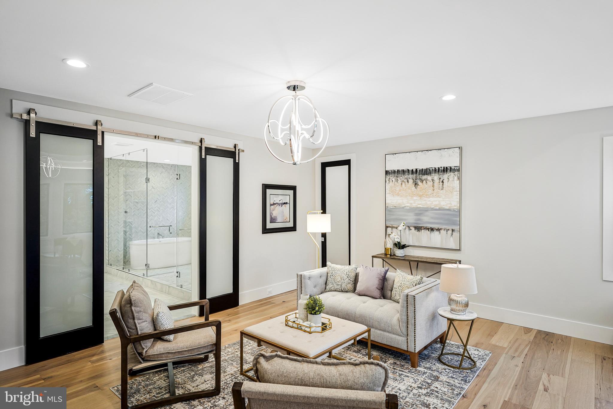 OAKTON - Residential