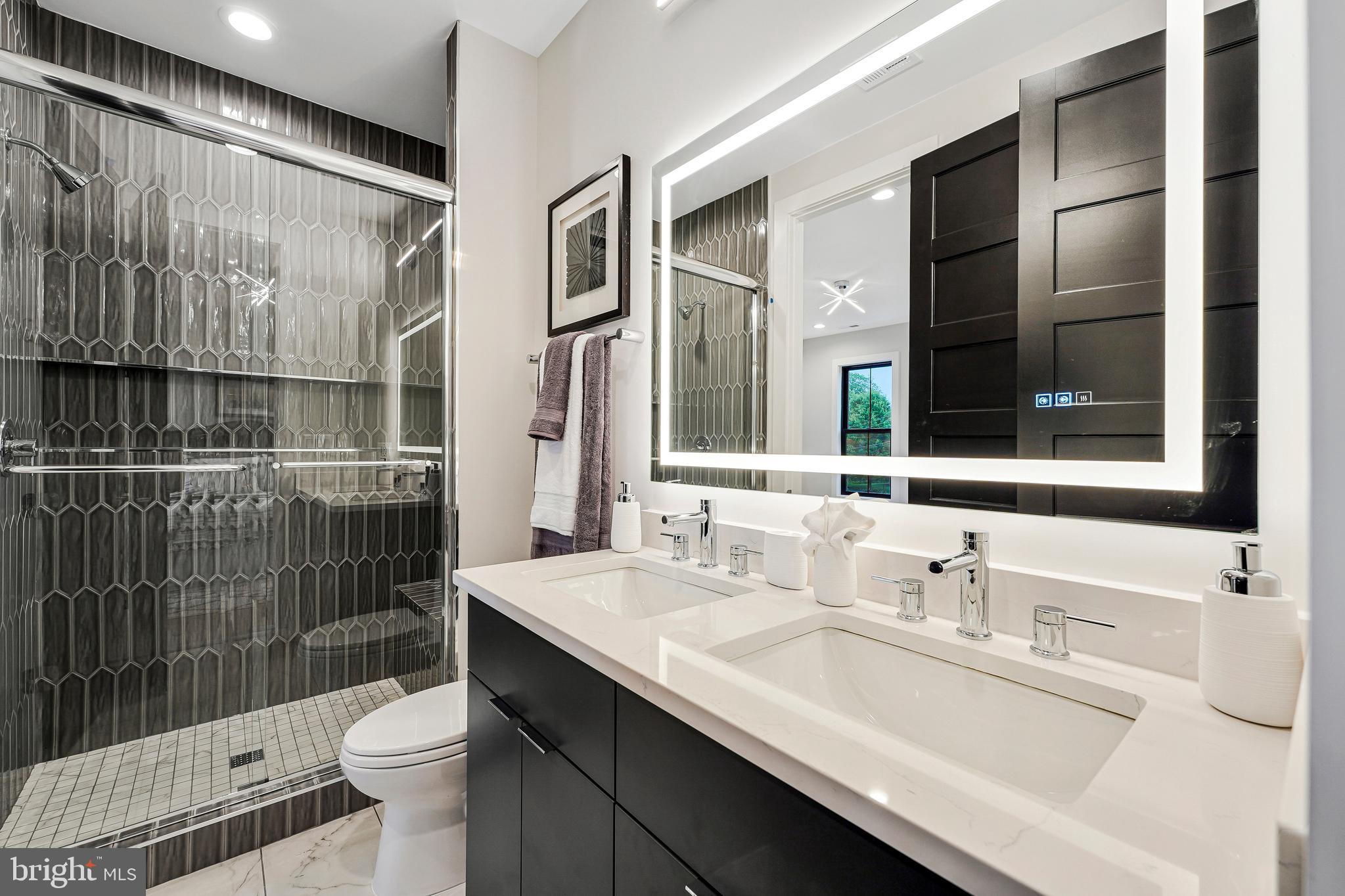 OAKTON - Residential