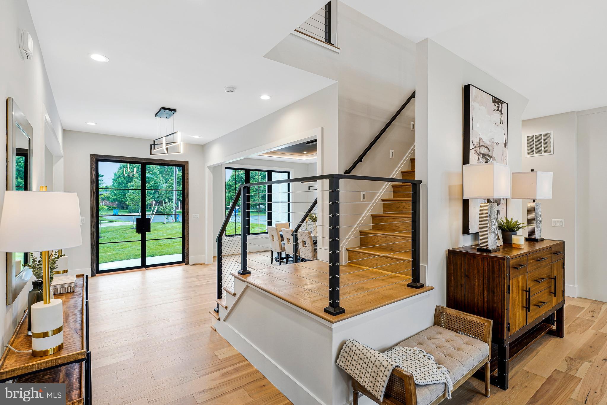 OAKTON - Residential