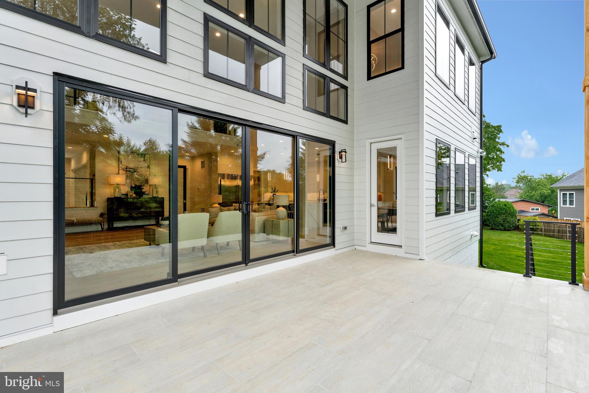 OAKTON - Residential