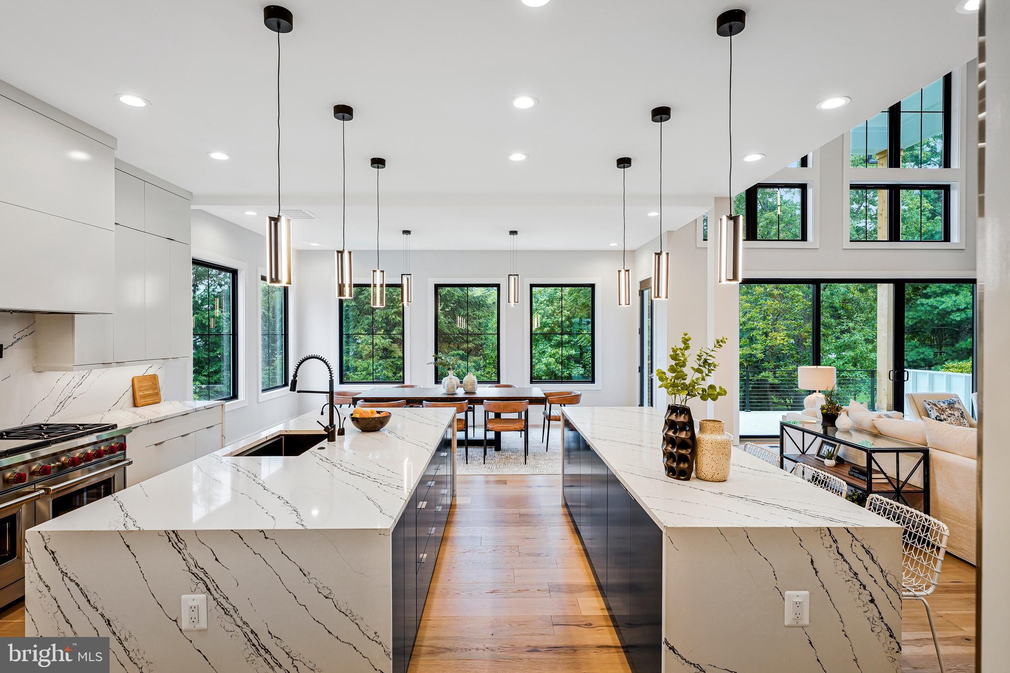 OAKTON - Residential