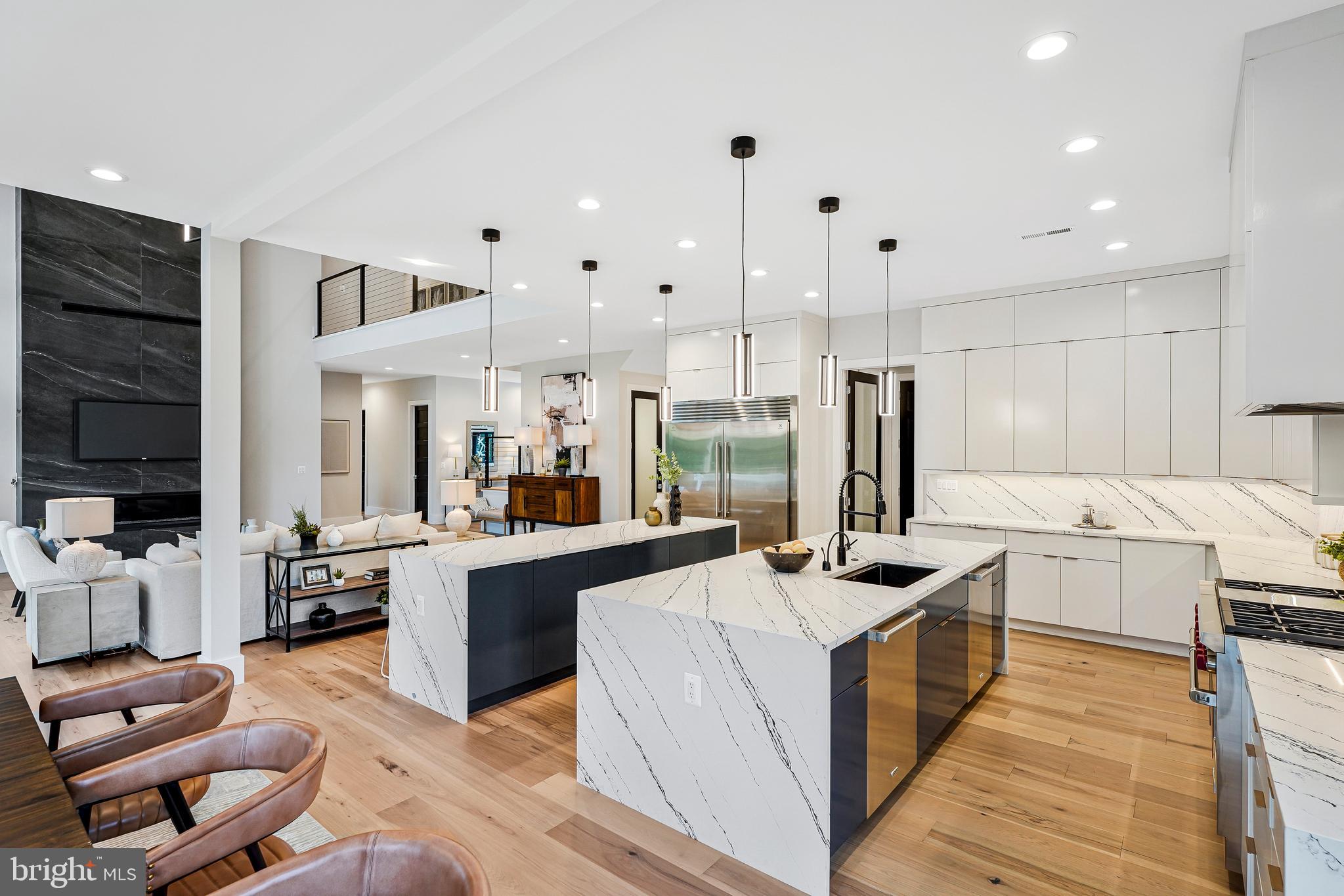 OAKTON - Residential