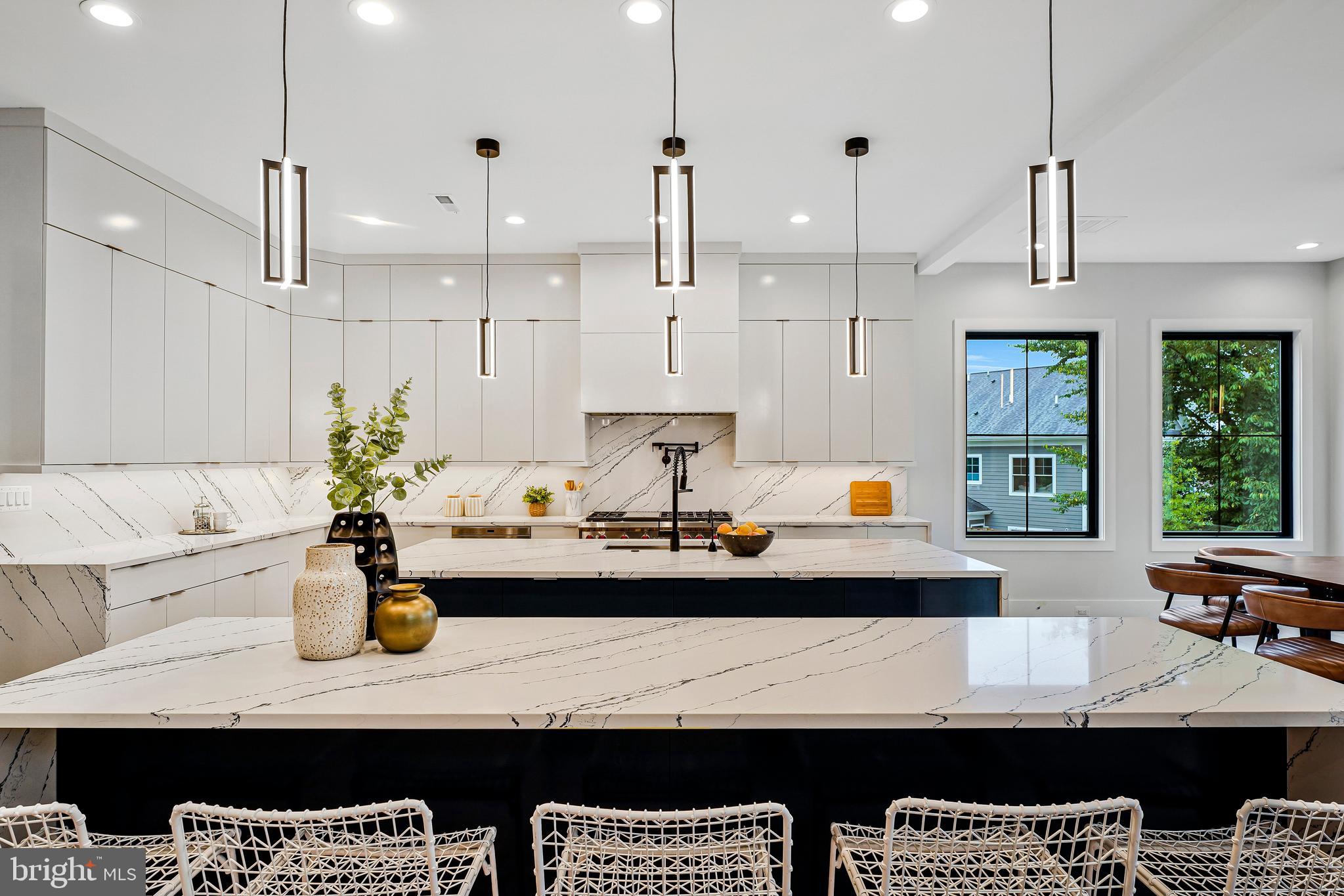 OAKTON - Residential