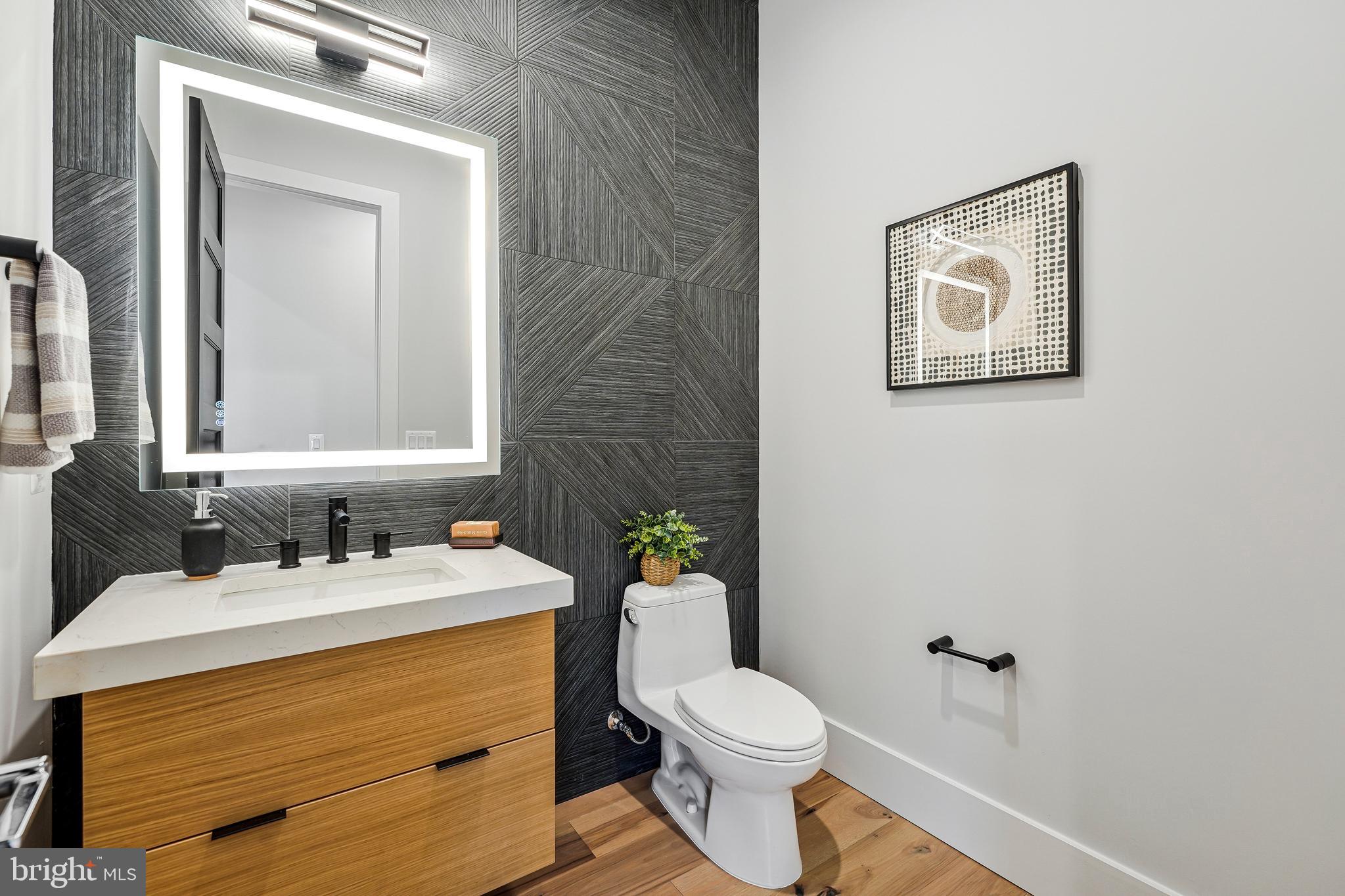 OAKTON - Residential