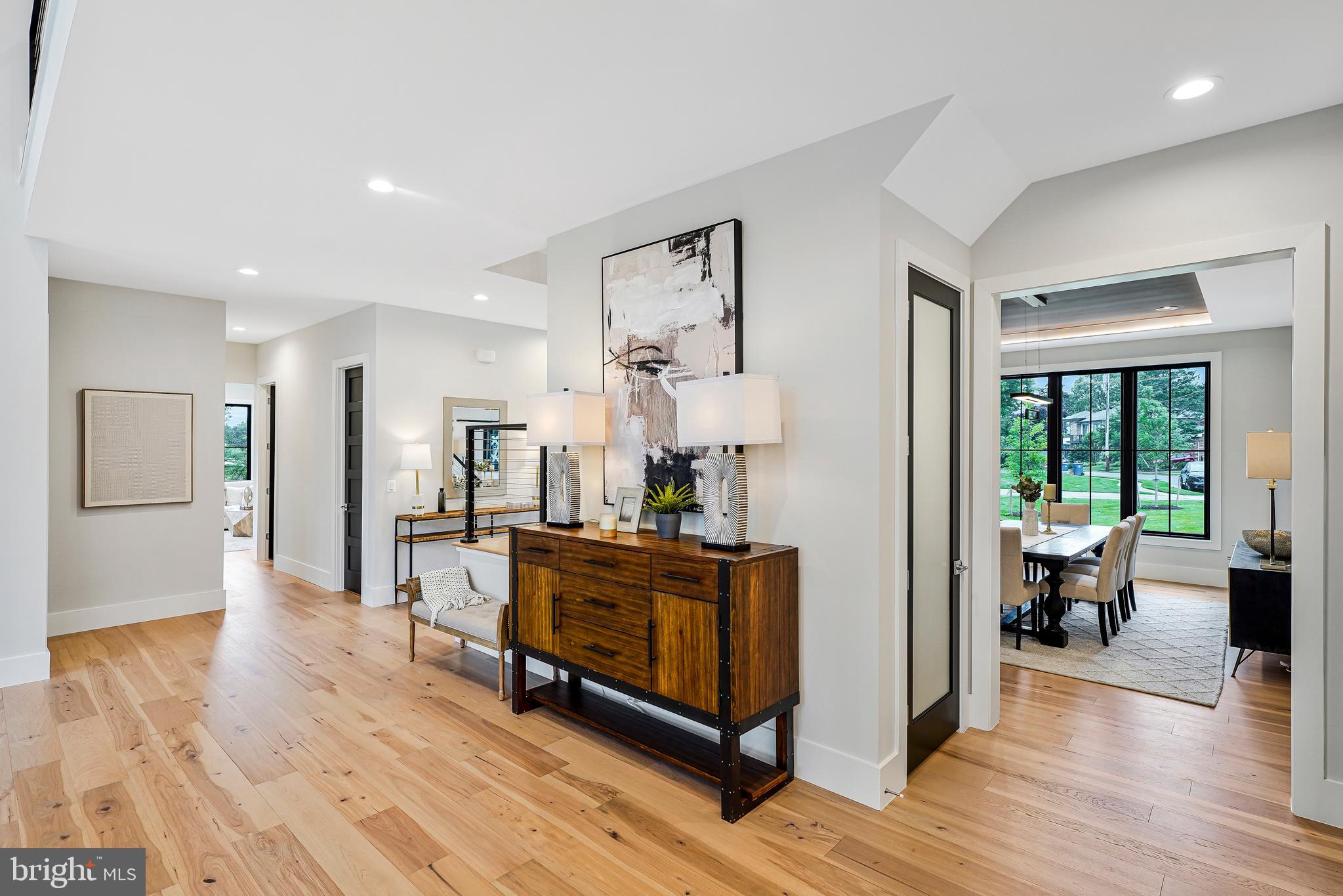 OAKTON - Residential