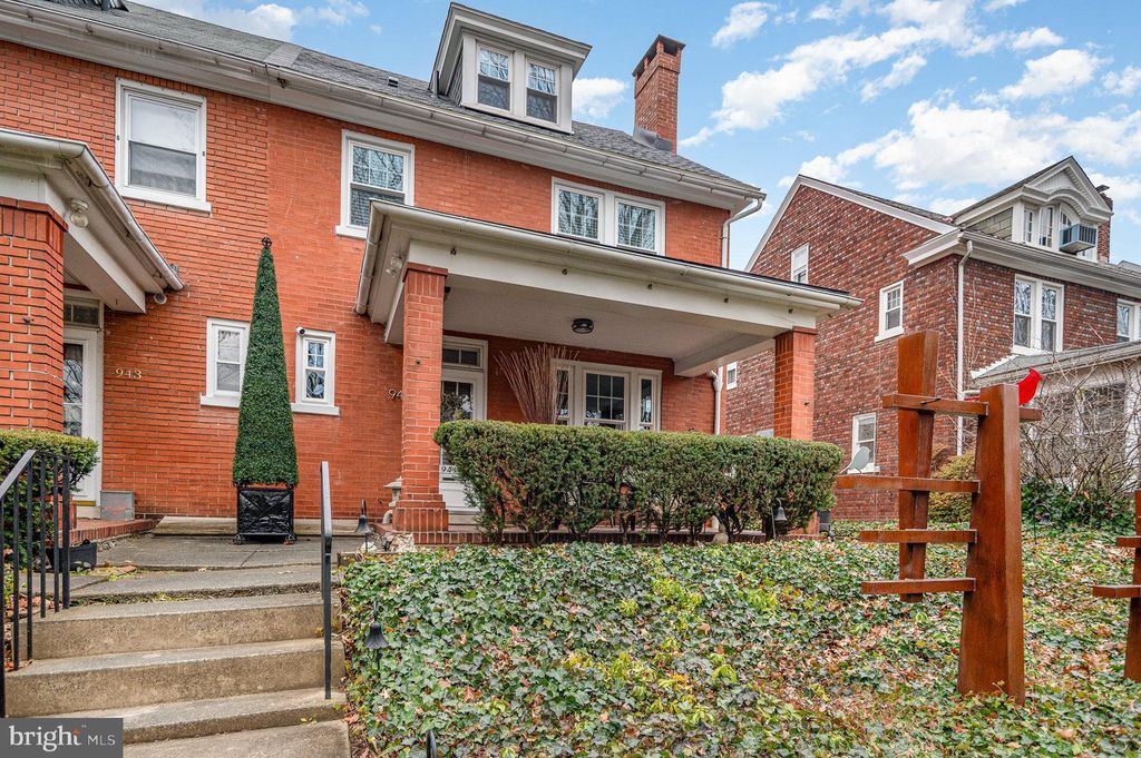 Photo of 941 Virginia Avenue, Lancaster, PA 17603 (MLS # PALA2045600)