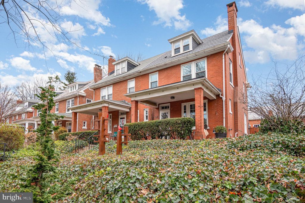 Photo of 941 Virginia Avenue, Lancaster, PA 17603 (MLS # PALA2045600)