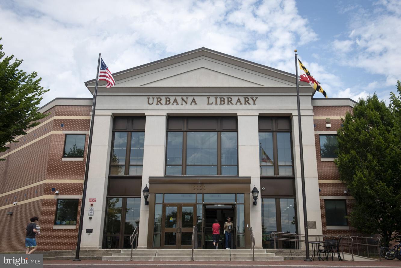 VILLAGES OF URBANA - Residential