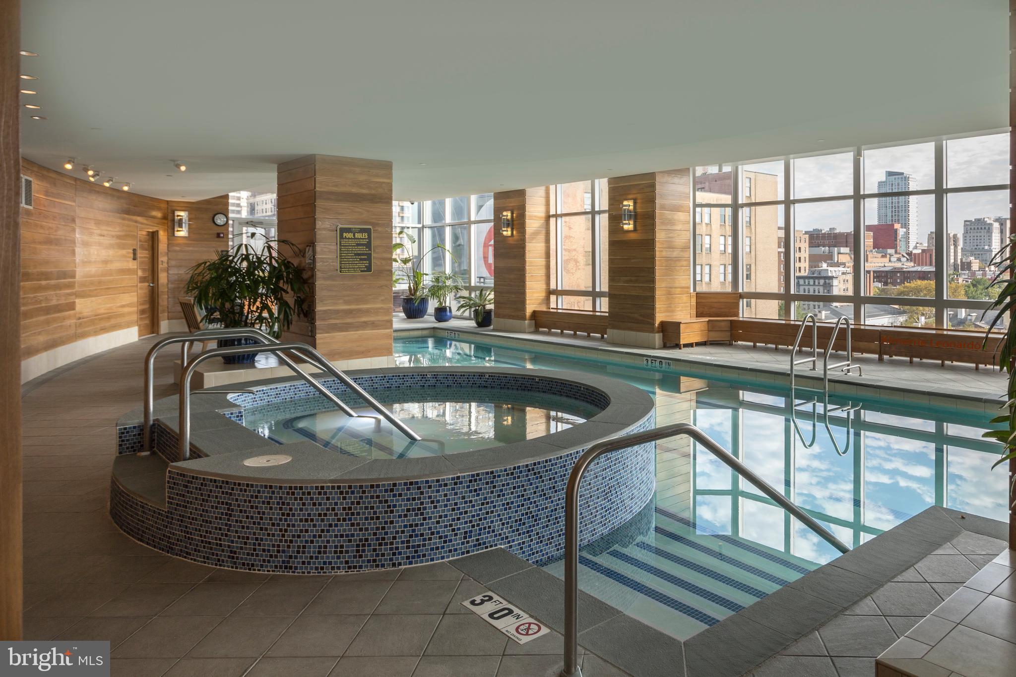 AVENUE OF THE ARTS - Residential