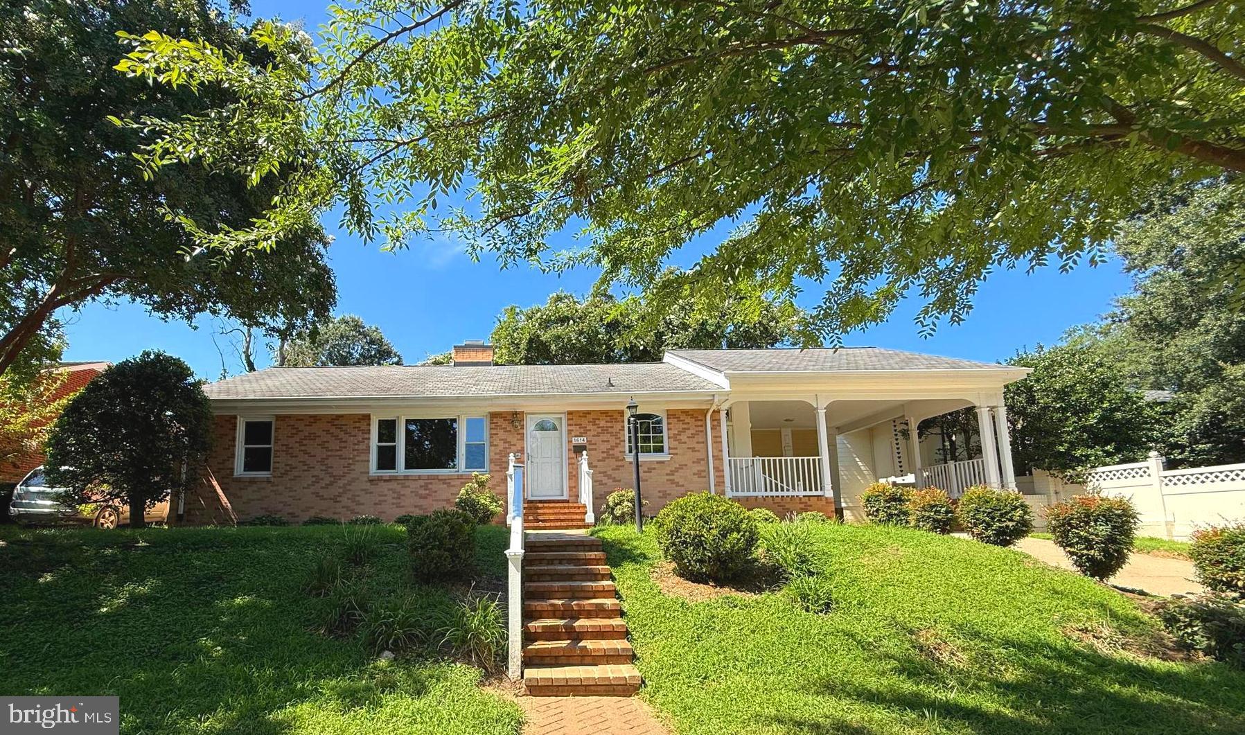 1614 LITTLEPAGE STREET