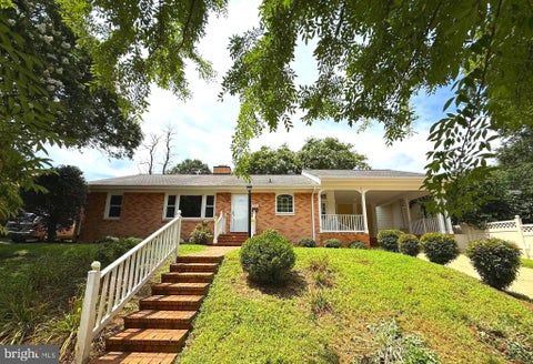 Homes For Rent - 1614 Littlepage Street<br/> Fredericksburg City County, FREDERICKSBURG, VA 22401