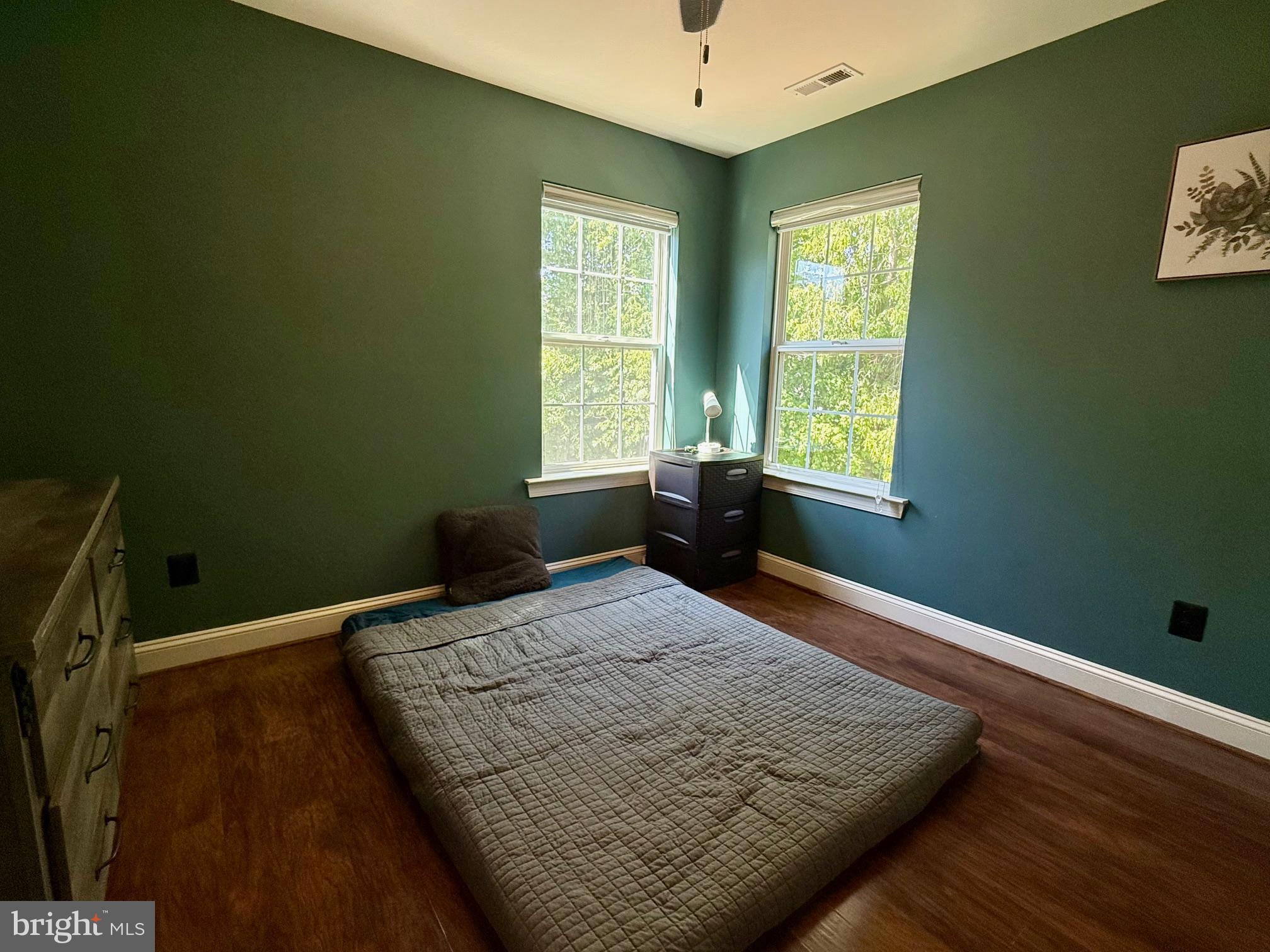PEMBROOKE - Residential