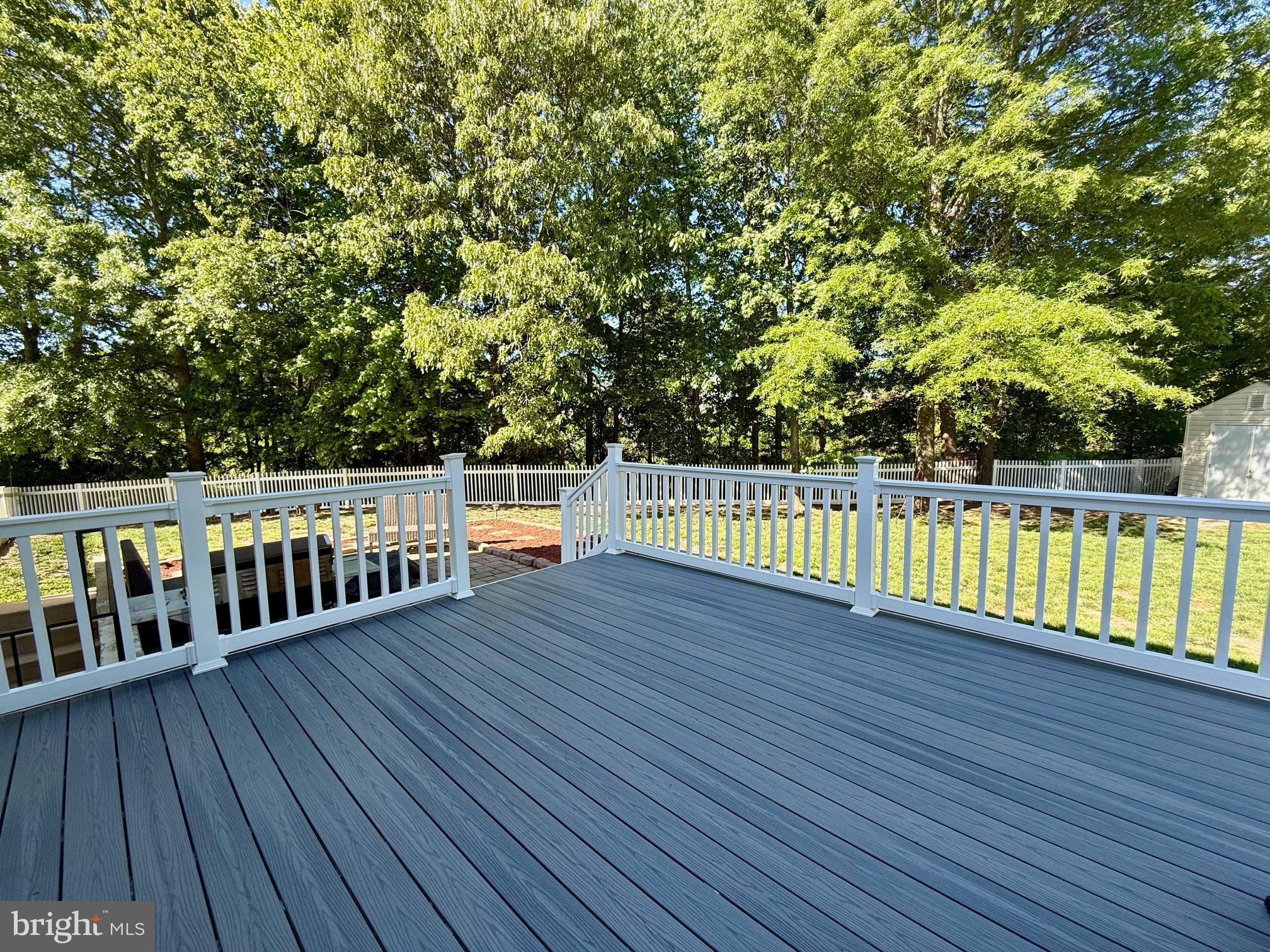 PEMBROOKE - Residential