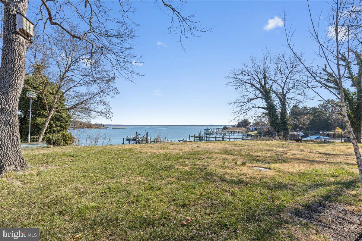 COBB ISLAND - Residential