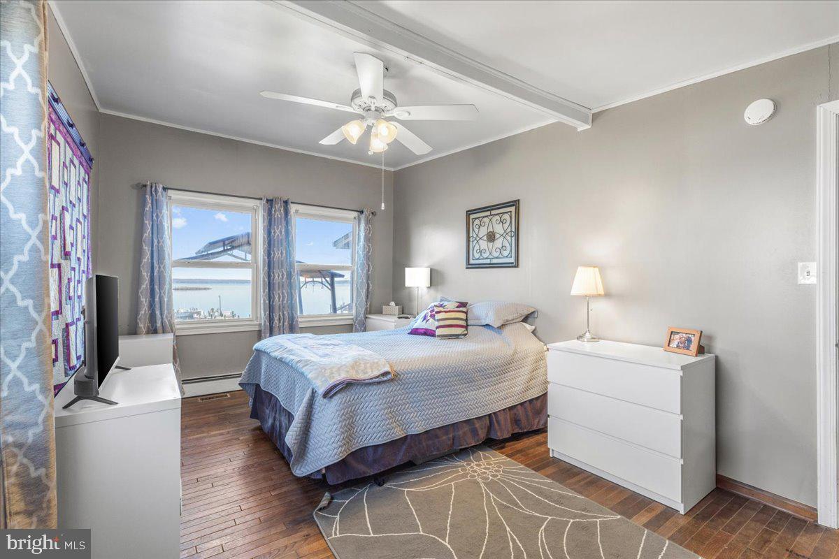 COBB ISLAND - Residential