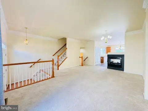 MLS: VAFX2316176