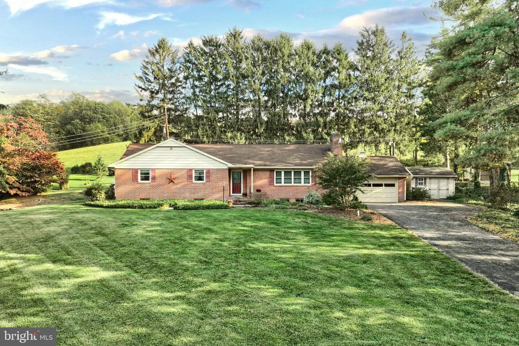 Photo of 5200 Rockery Road, SPRING GROVE, PA 17362 (MLS # PAYK2090200)