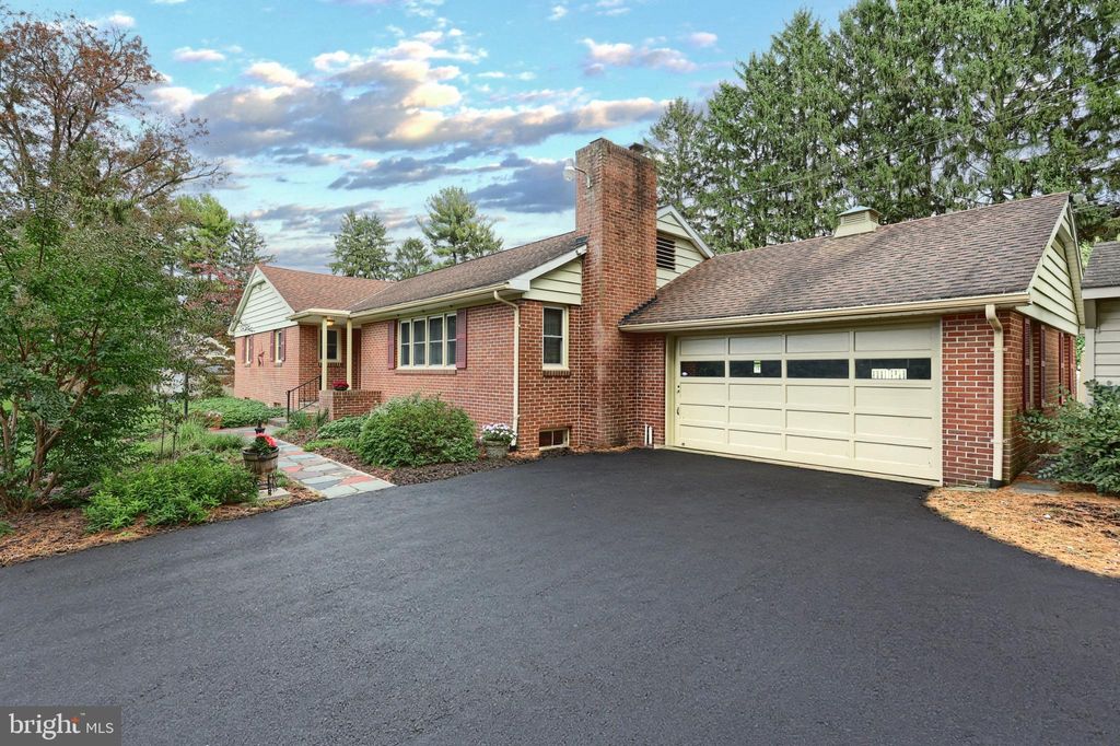 Photo of 5200 Rockery Road, SPRING GROVE, PA 17362 (MLS # PAYK2090200)