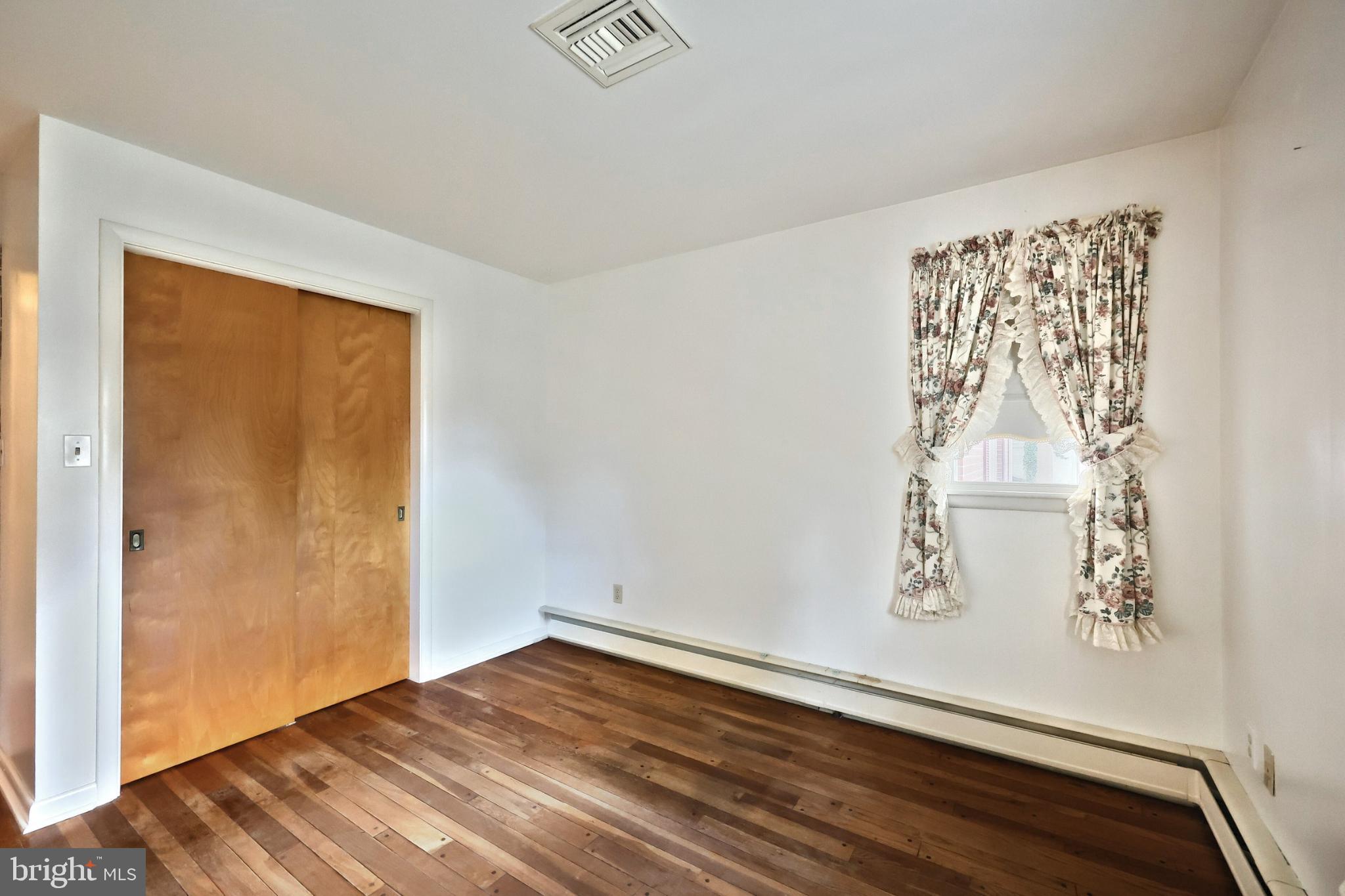 LAKE LEHMAN - Residential