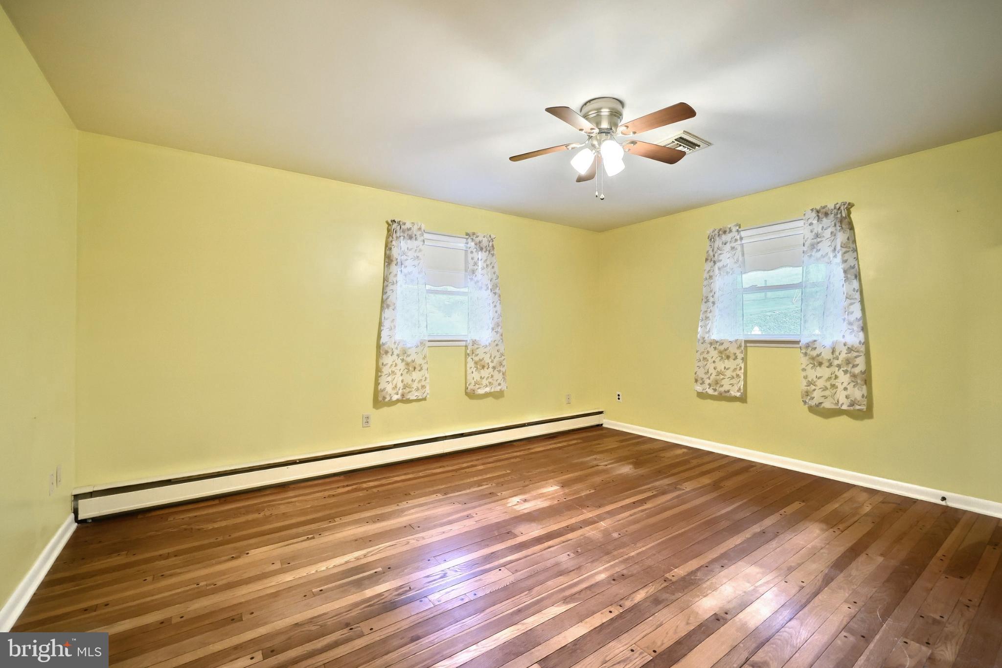 LAKE LEHMAN - Residential