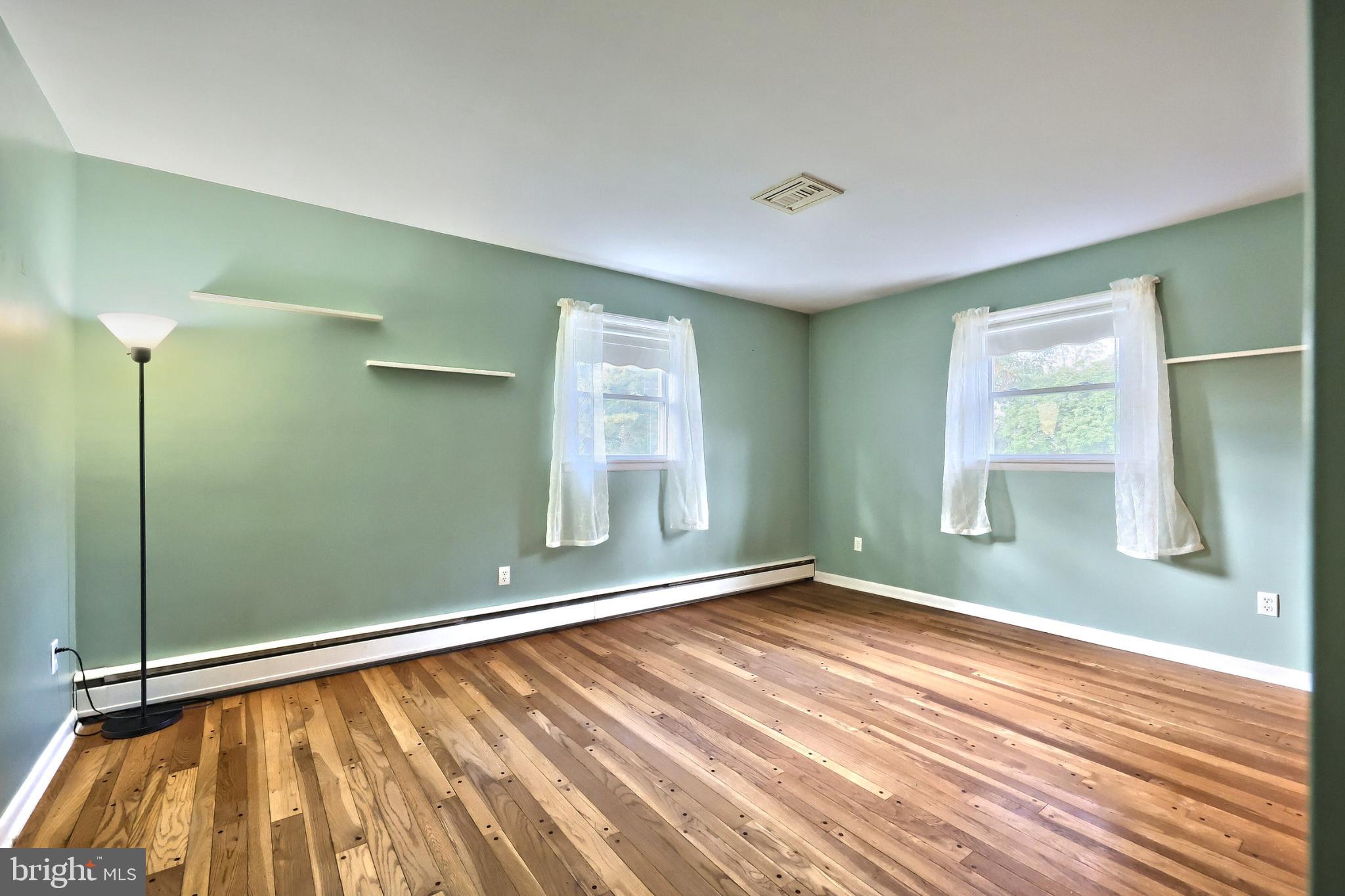 LAKE LEHMAN - Residential