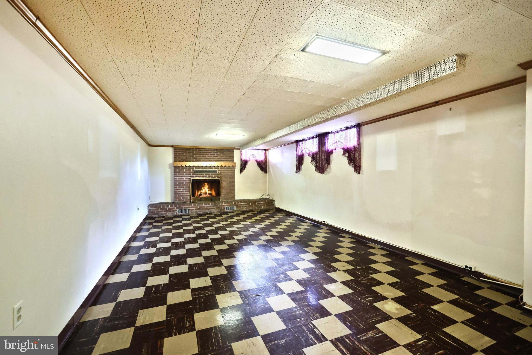 LAKE LEHMAN - Residential