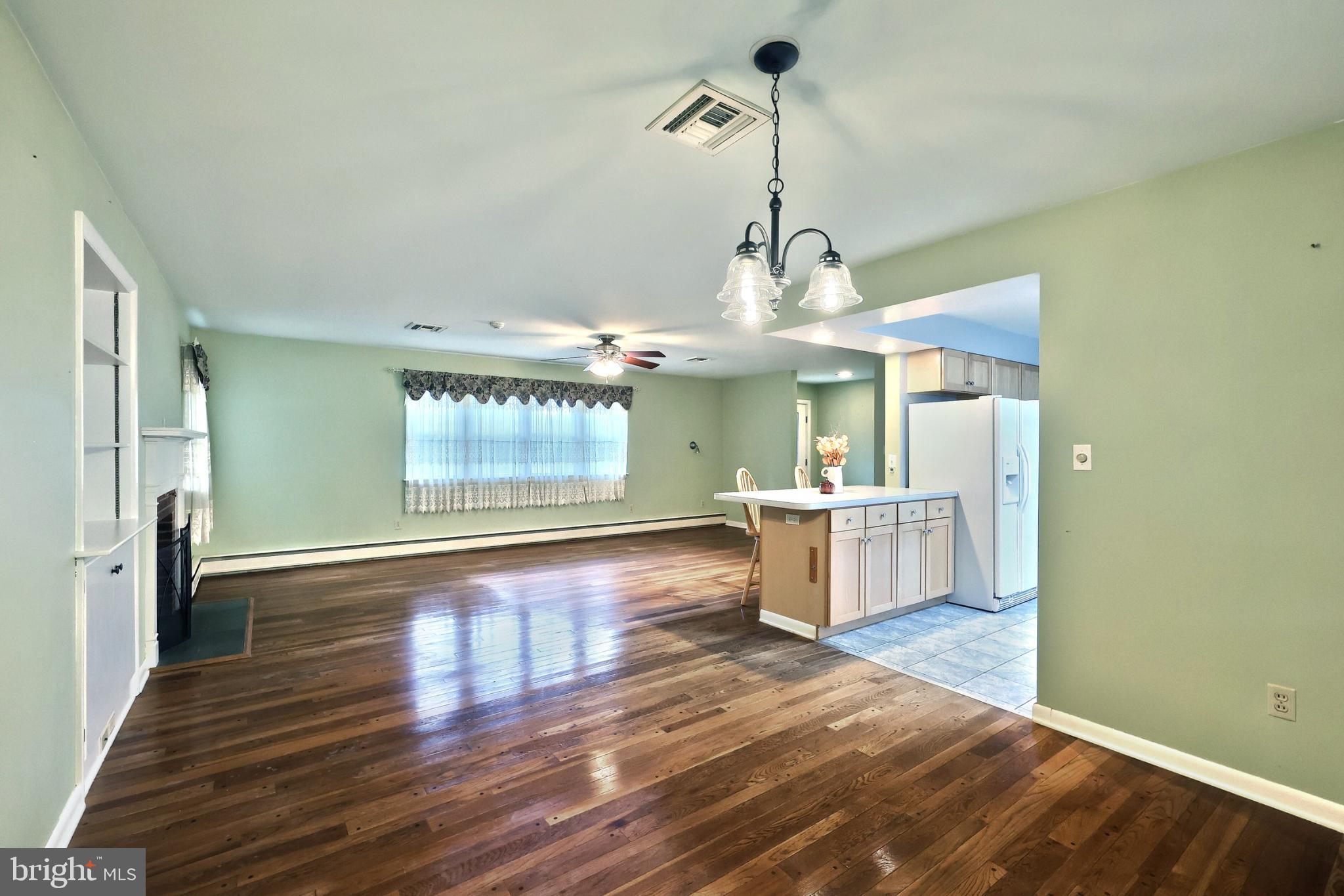 LAKE LEHMAN - Residential