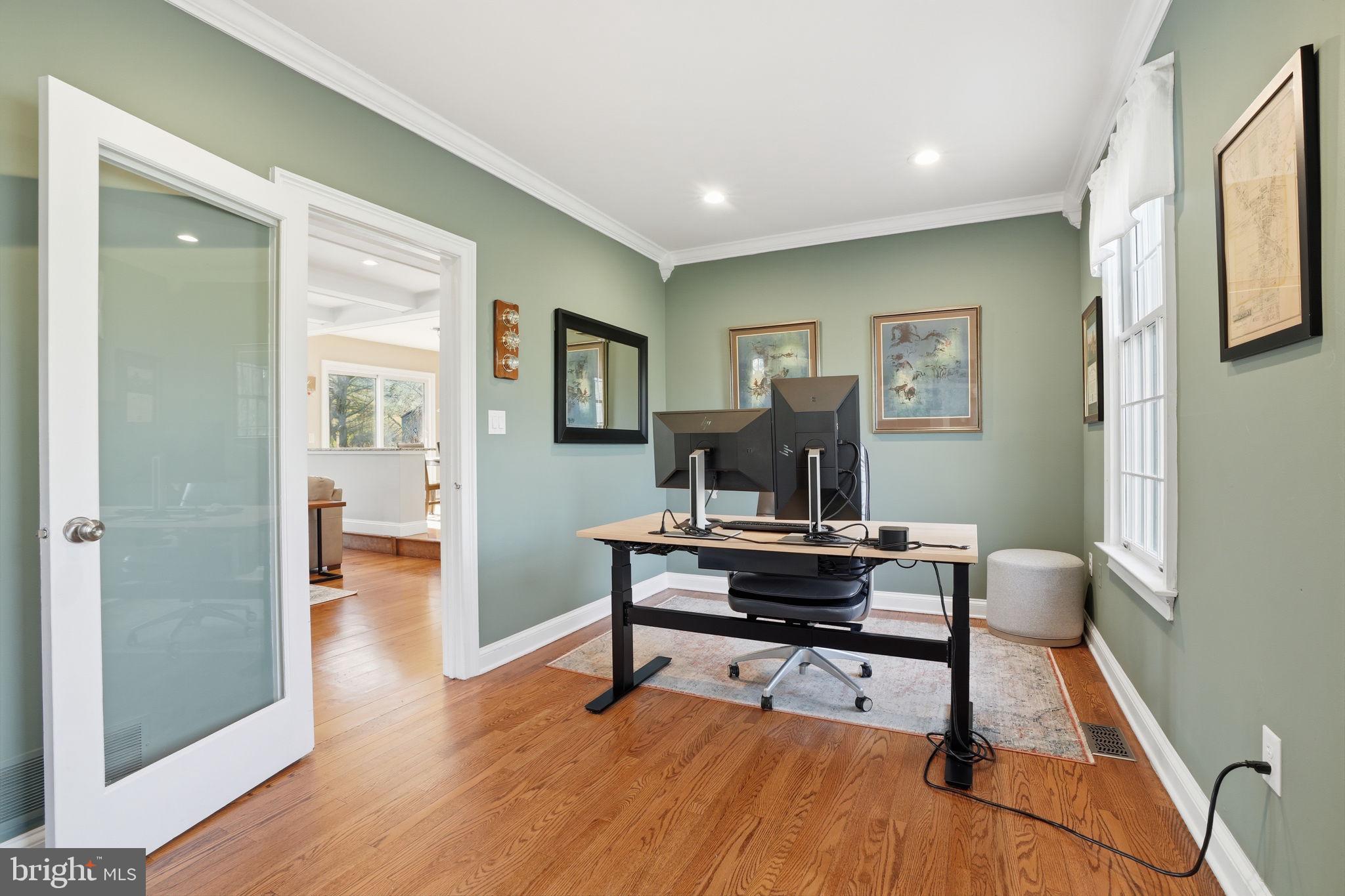 HUNTERS CROSSING - Residential