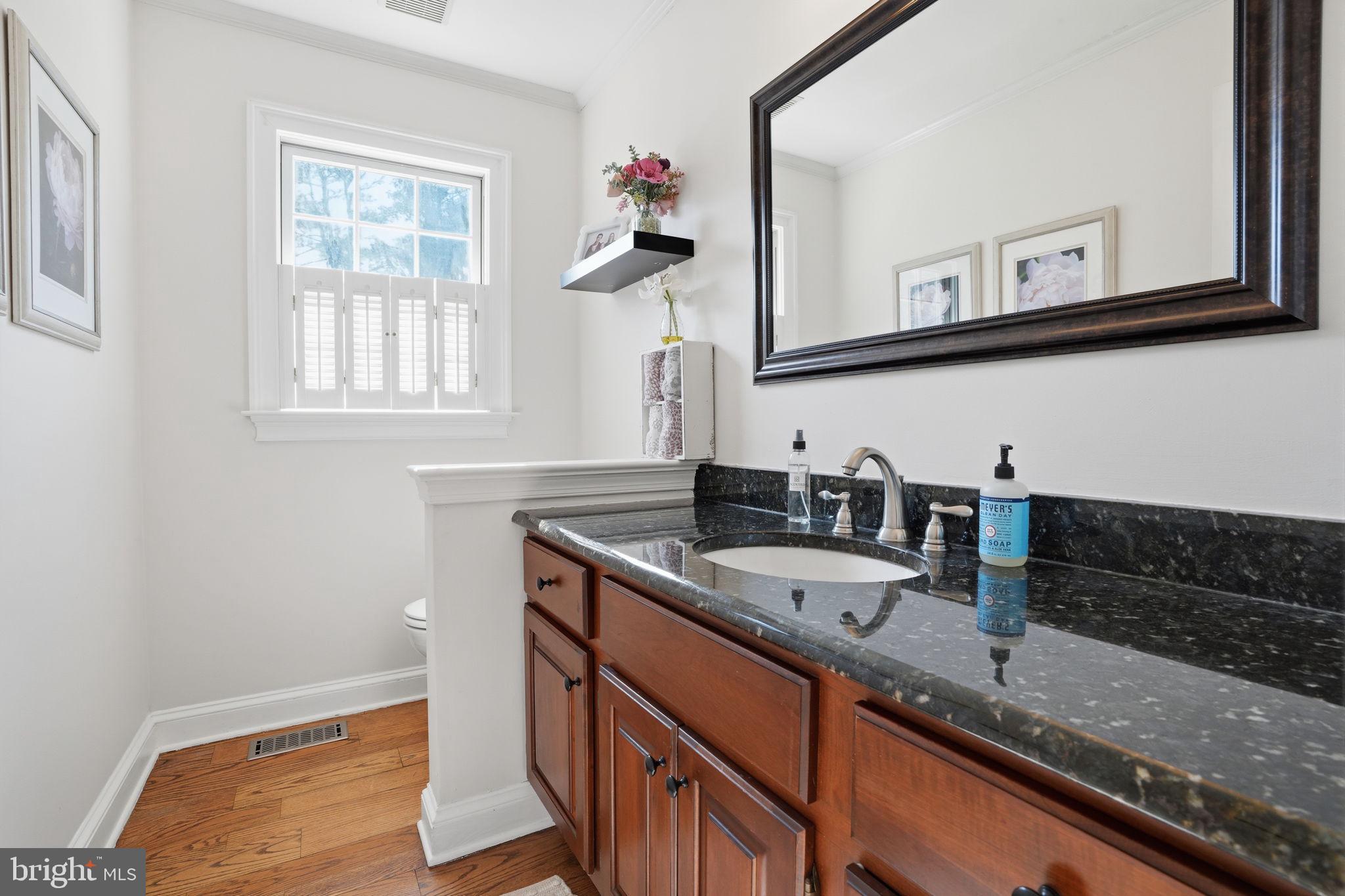 HUNTERS CROSSING - Residential