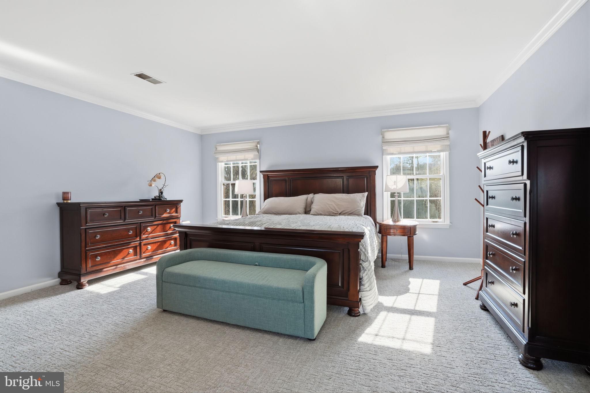 HUNTERS CROSSING - Residential