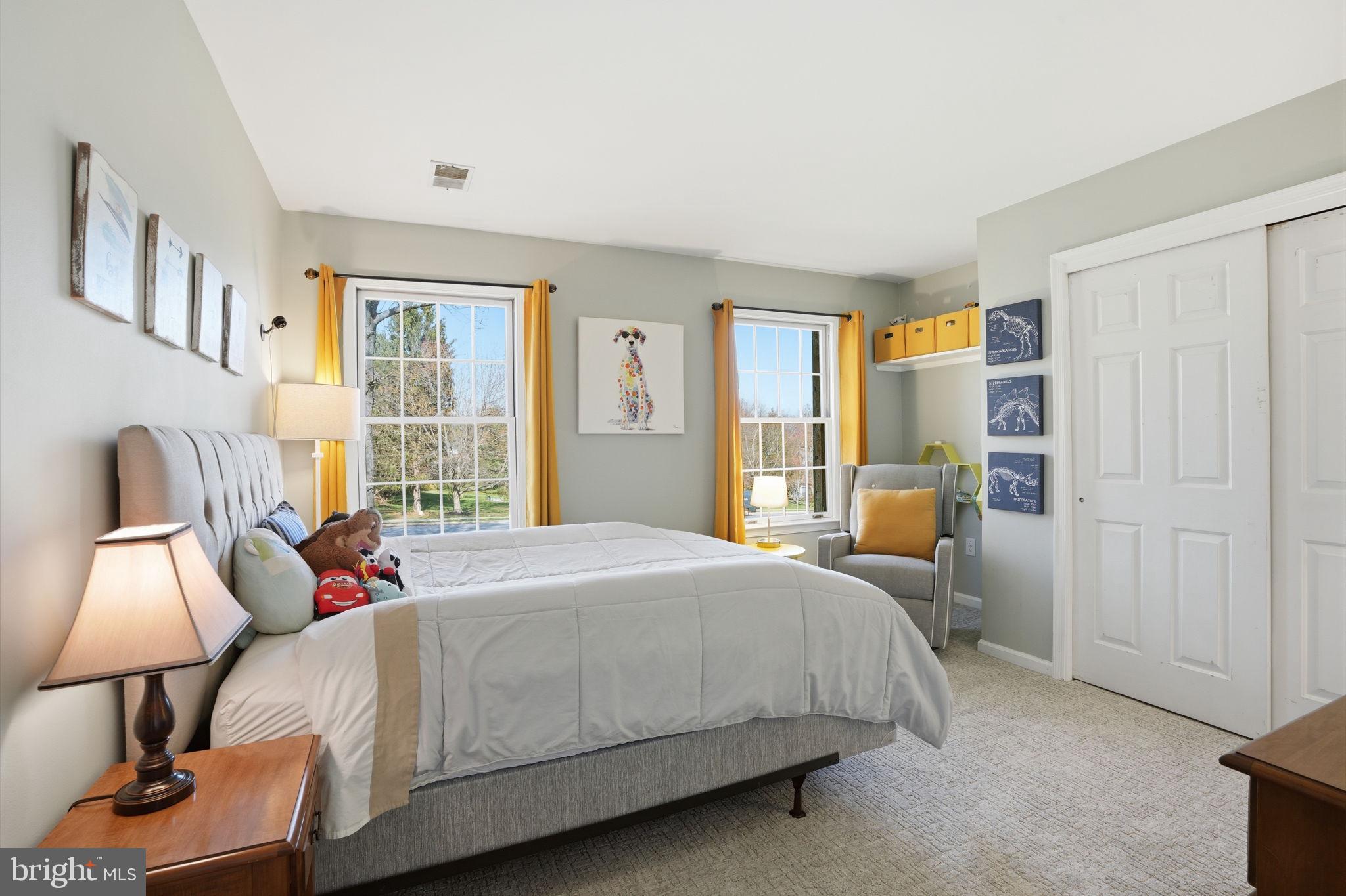 HUNTERS CROSSING - Residential