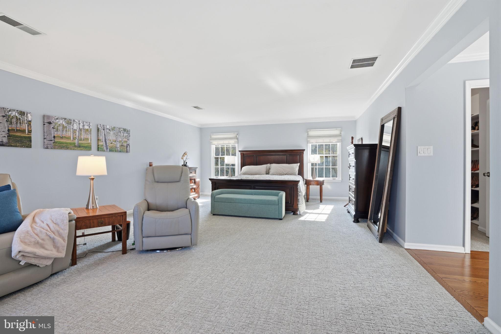 HUNTERS CROSSING - Residential