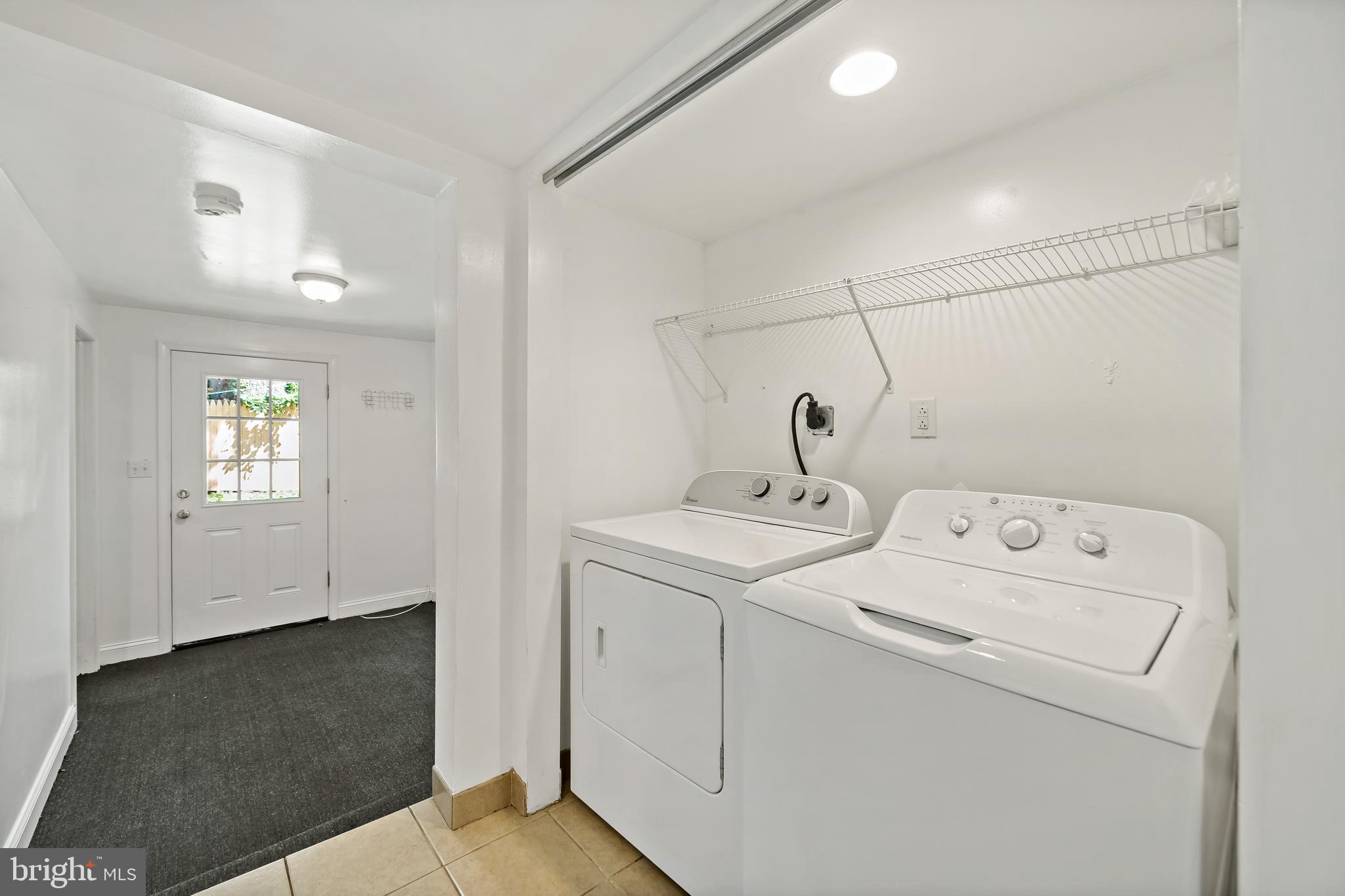 ROXBOROUGH - Residential