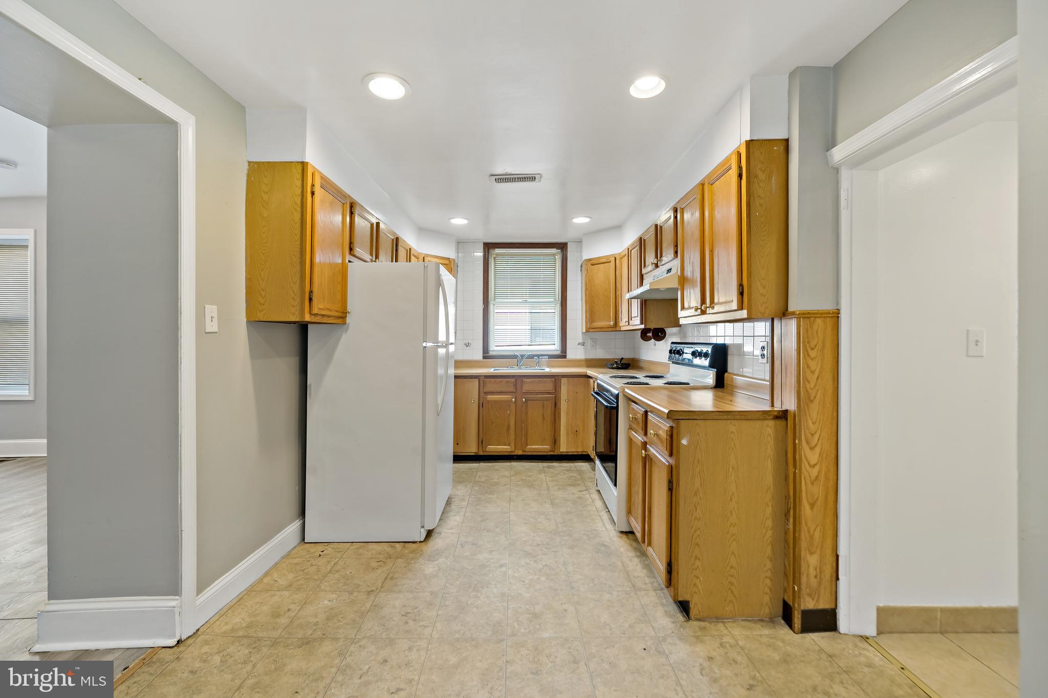 ROXBOROUGH - Residential