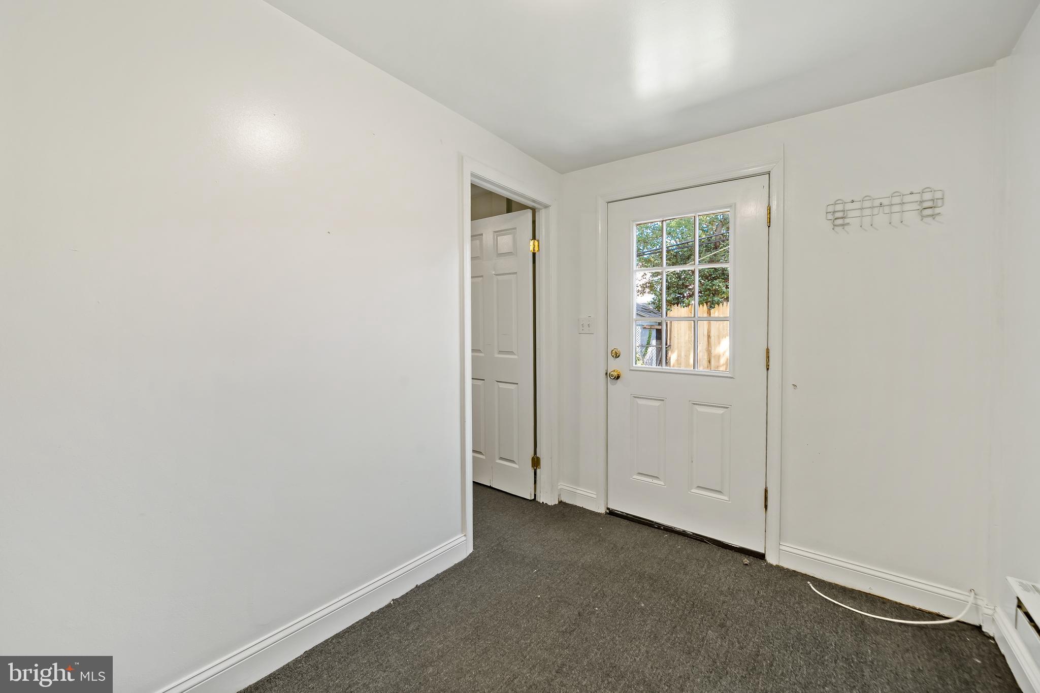 ROXBOROUGH - Residential