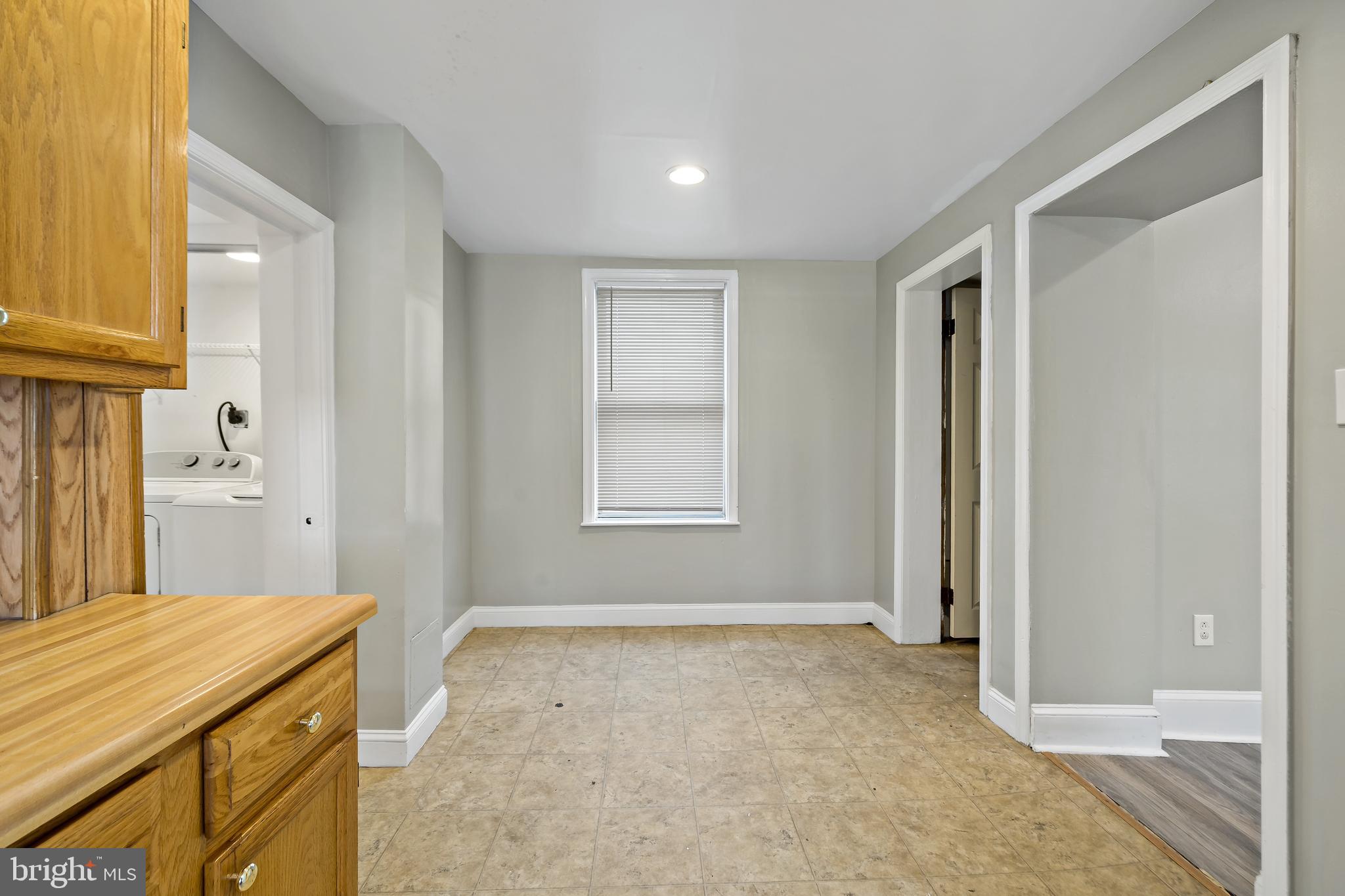 ROXBOROUGH - Residential