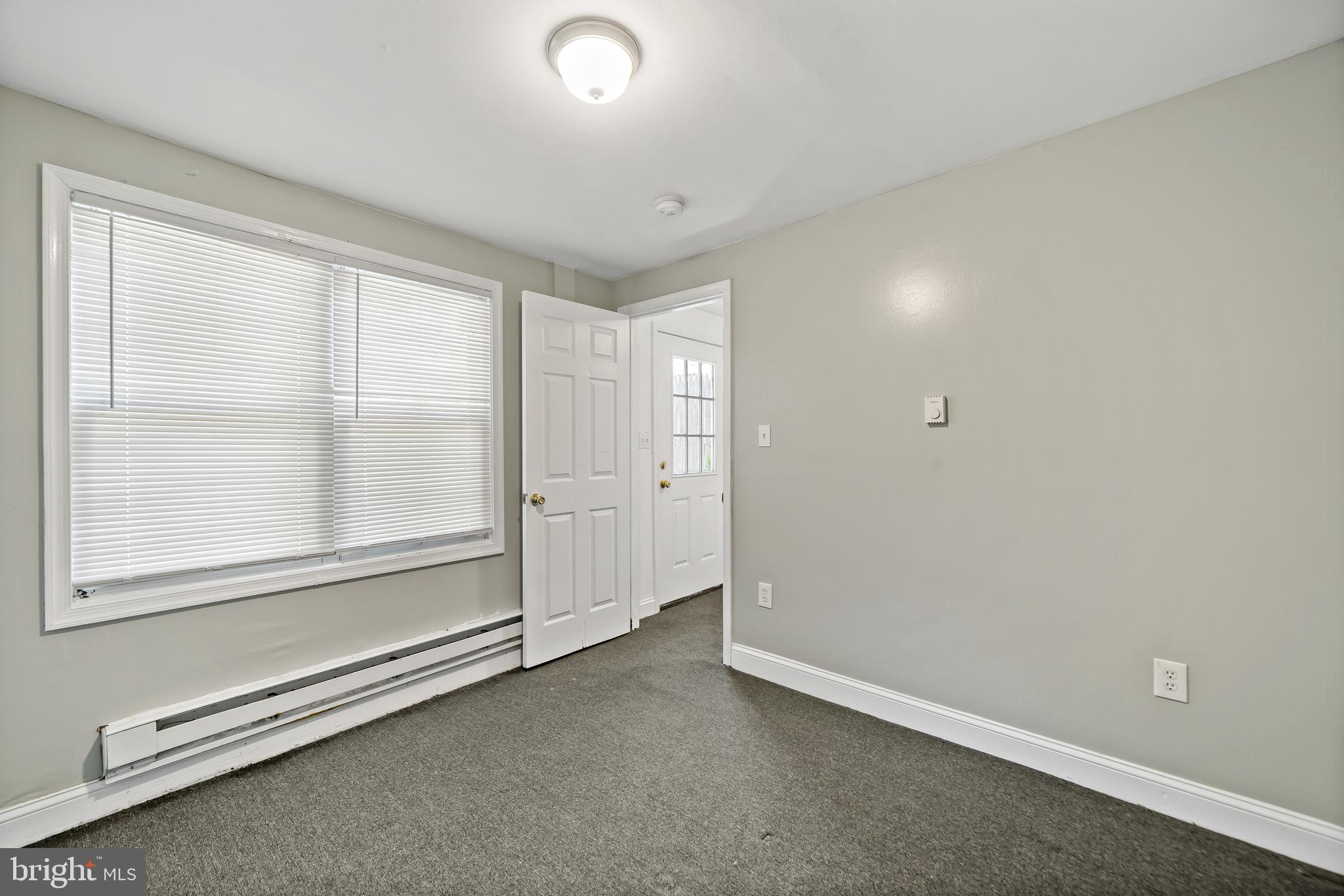 ROXBOROUGH - Residential