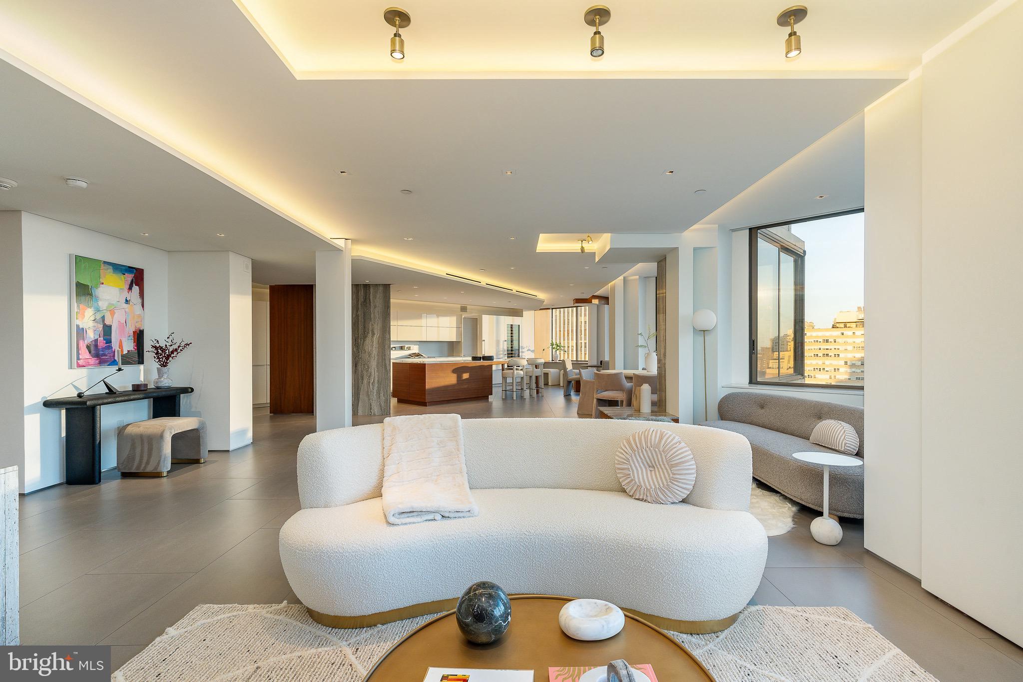 RITTENHOUSE SQUARE - Residential