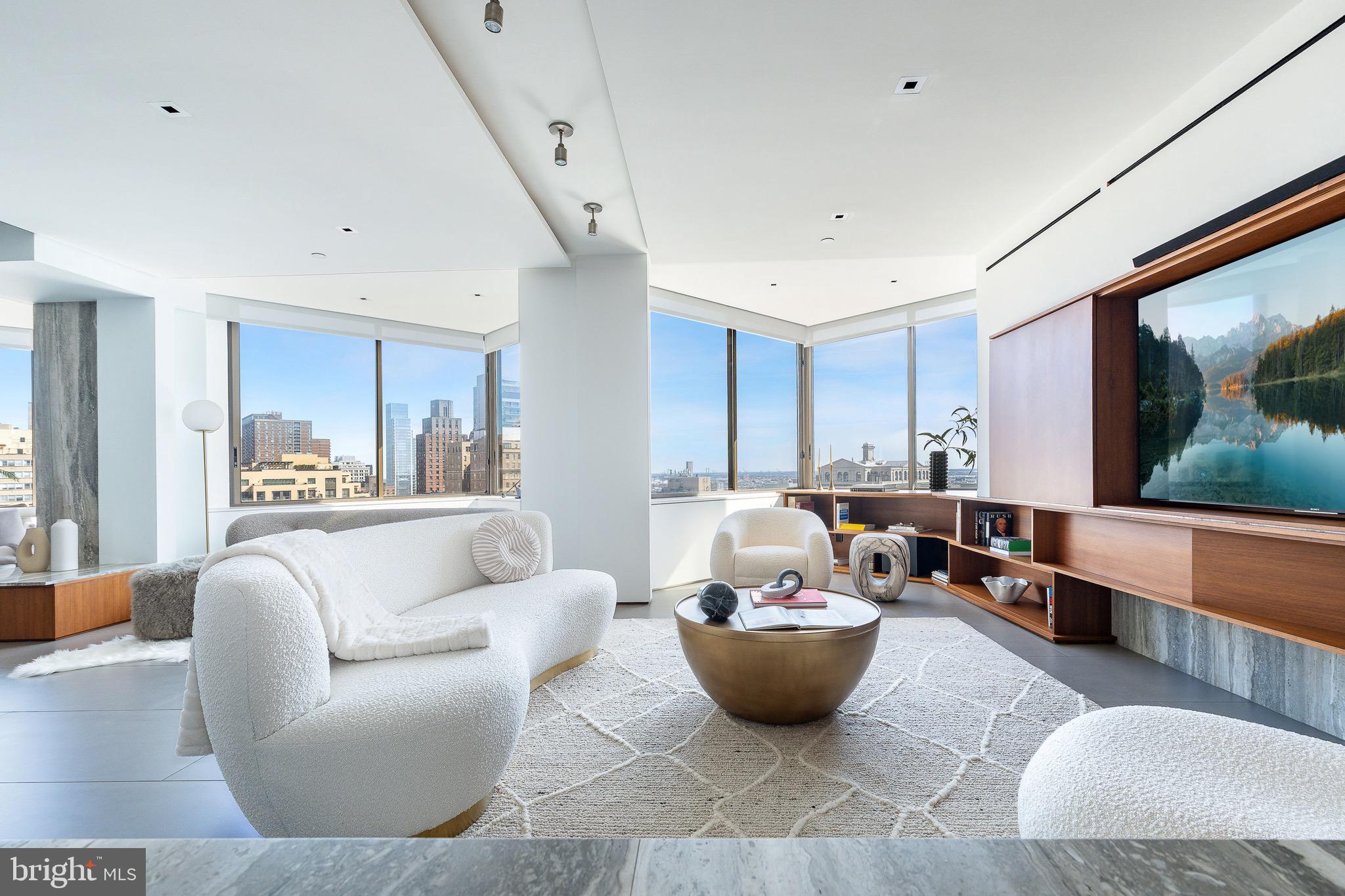 RITTENHOUSE SQUARE - Residential