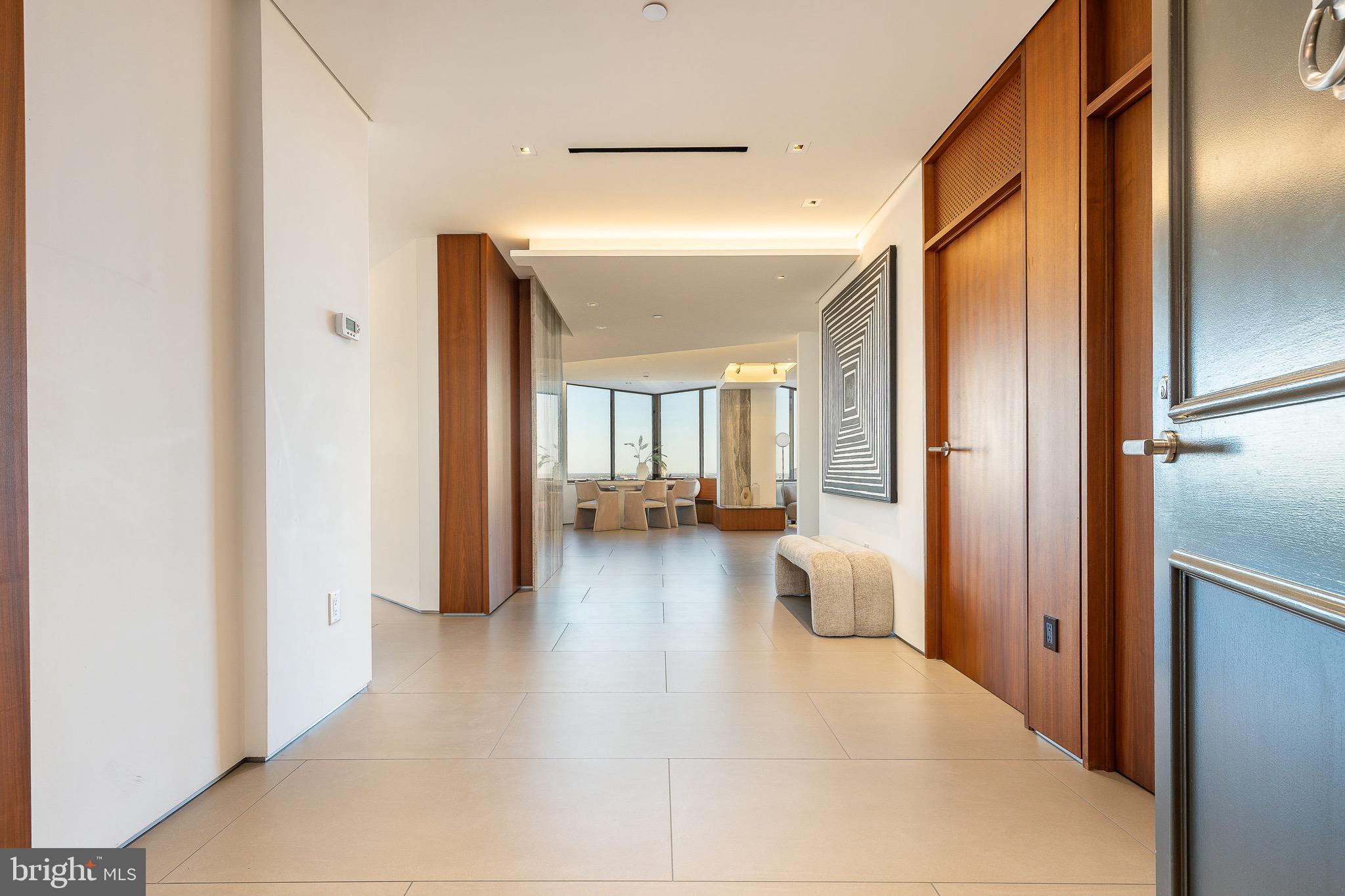 210 W RITTENHOUSE SQUARE 2106-07