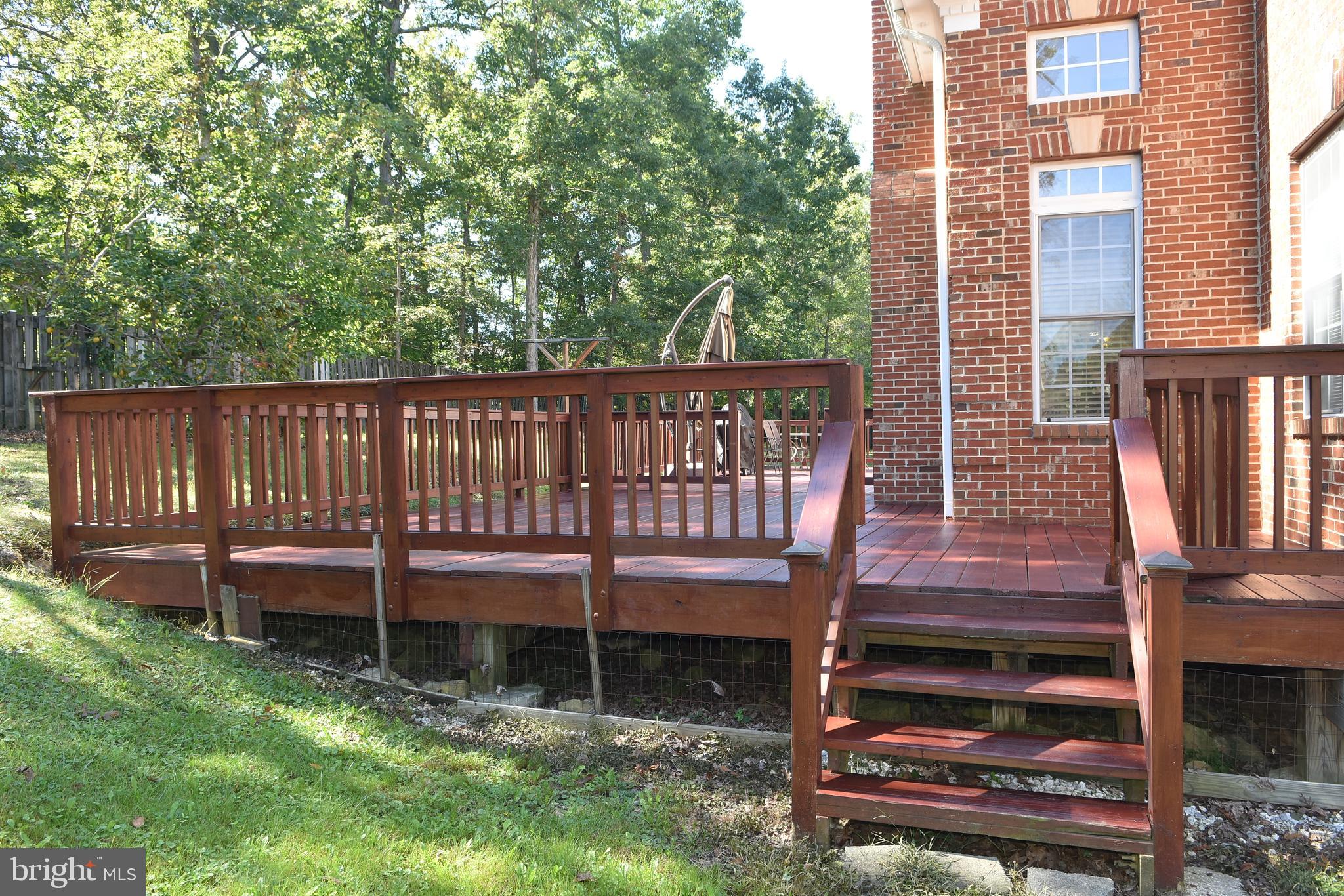 LEWIS PARK - Residential