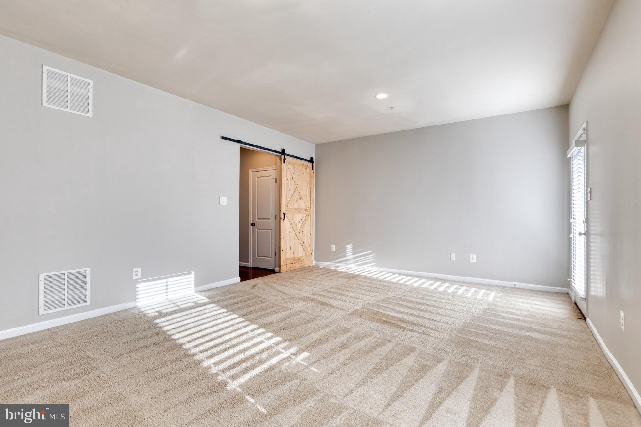 TANYARD COVE NORTH - Residential Lease