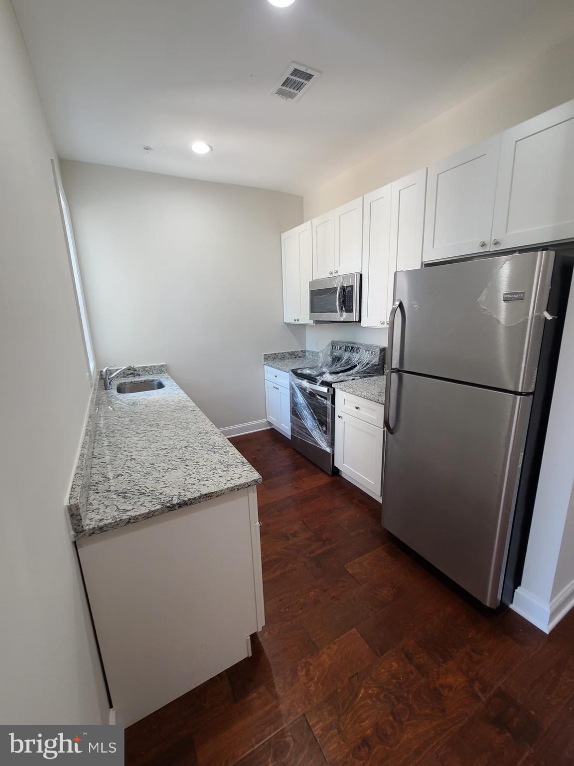 113 15TH STREET SE