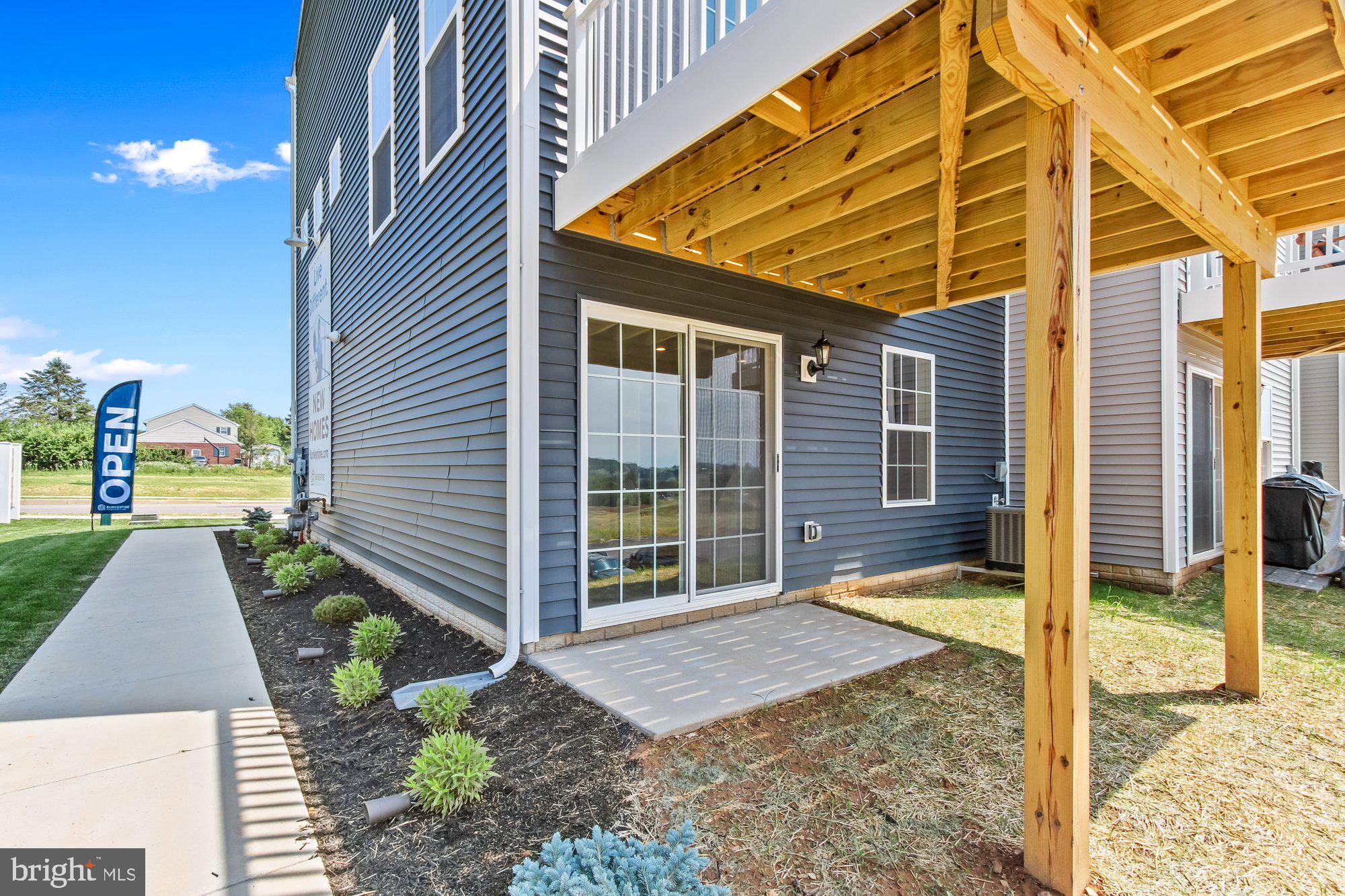 HUDSON RIDGE - Residential