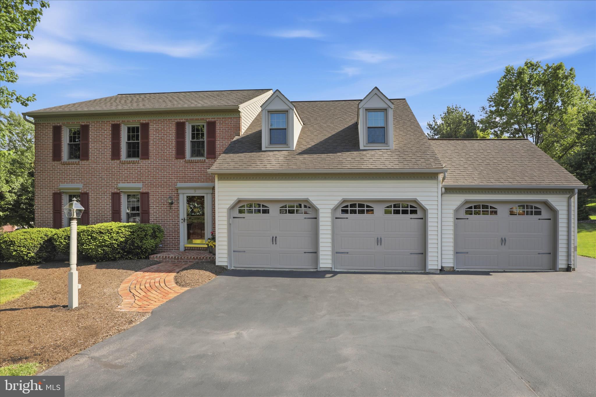 9 ROUND HOUSE DRIVE