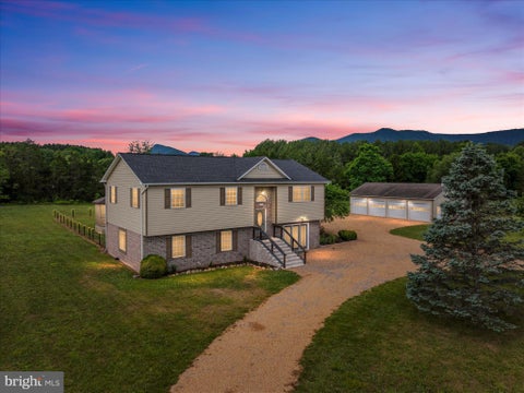 Photo of 312 Southern Drive, STRASBURG, VA 22657 (MLS # VAWR2014248)