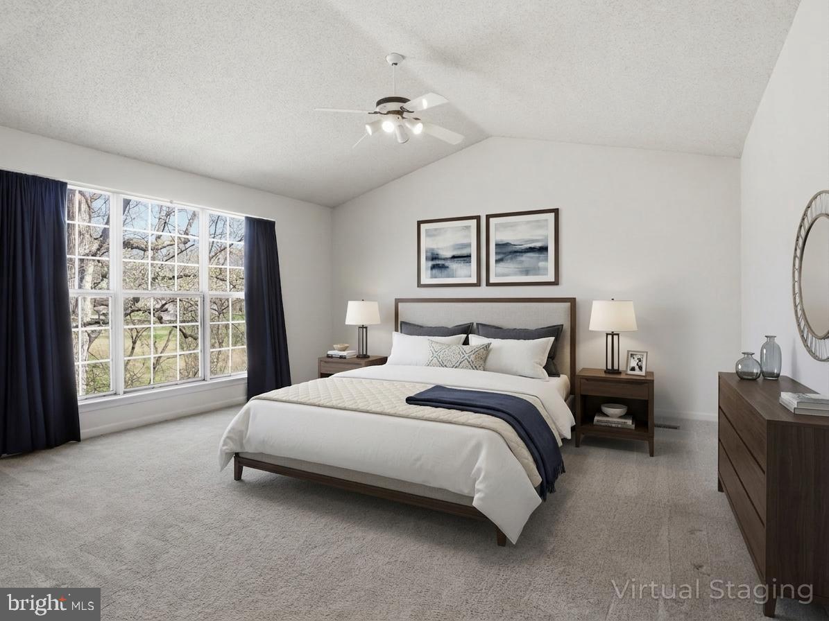 TWIN OAKS FARM - Residential